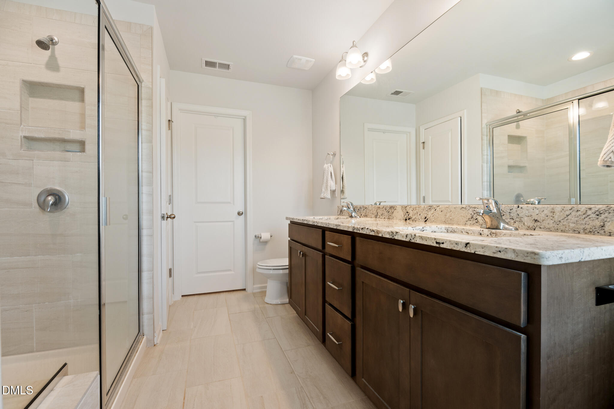 1404 Compass Drive Property Photo 4