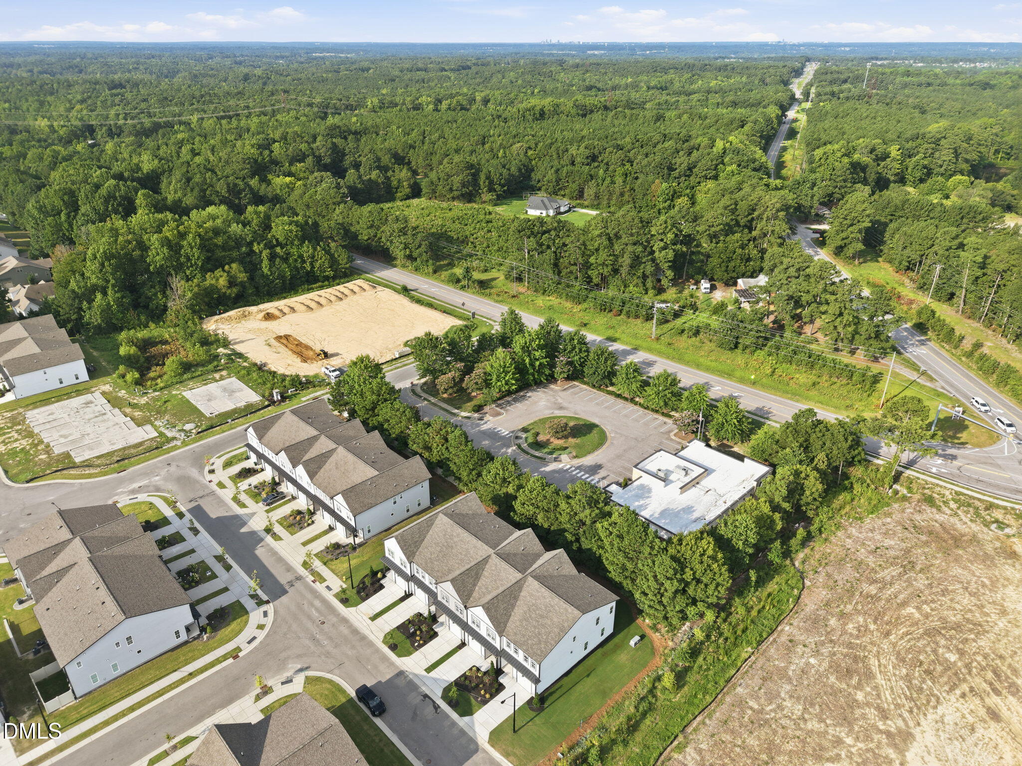 621-629 Marshskip Way Property Photo 3