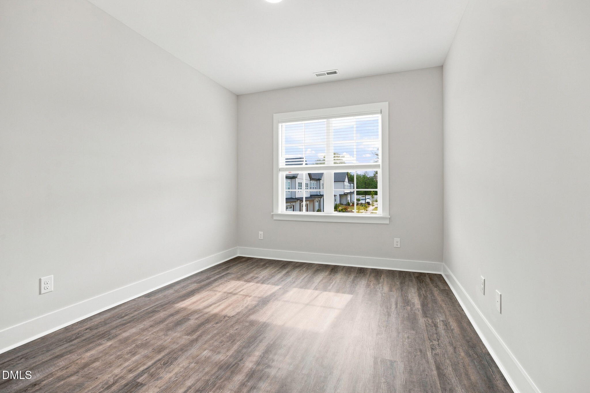 621-629 Marshskip Way Property Photo 34