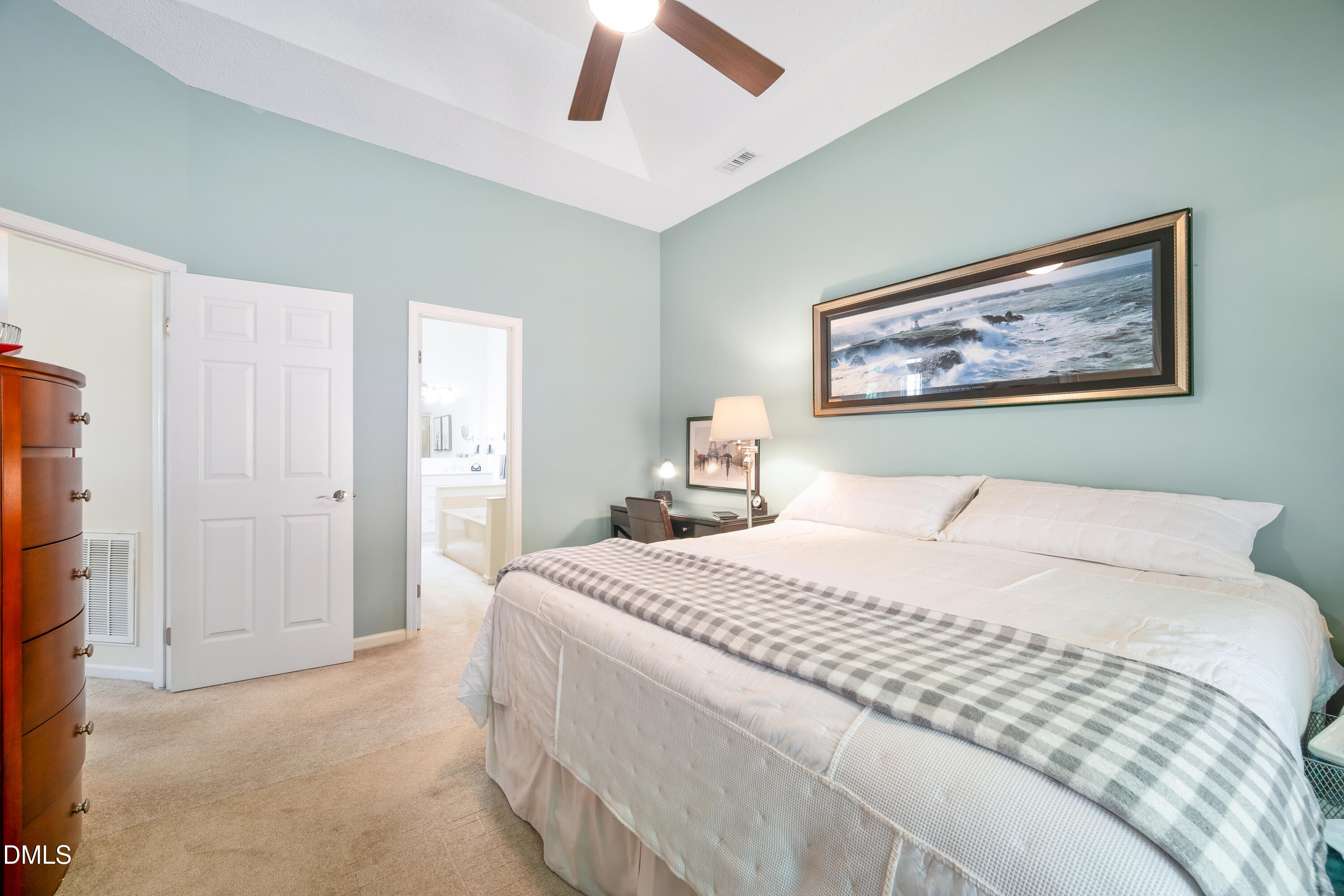 100 Riverwalk Circle Property Photo 19