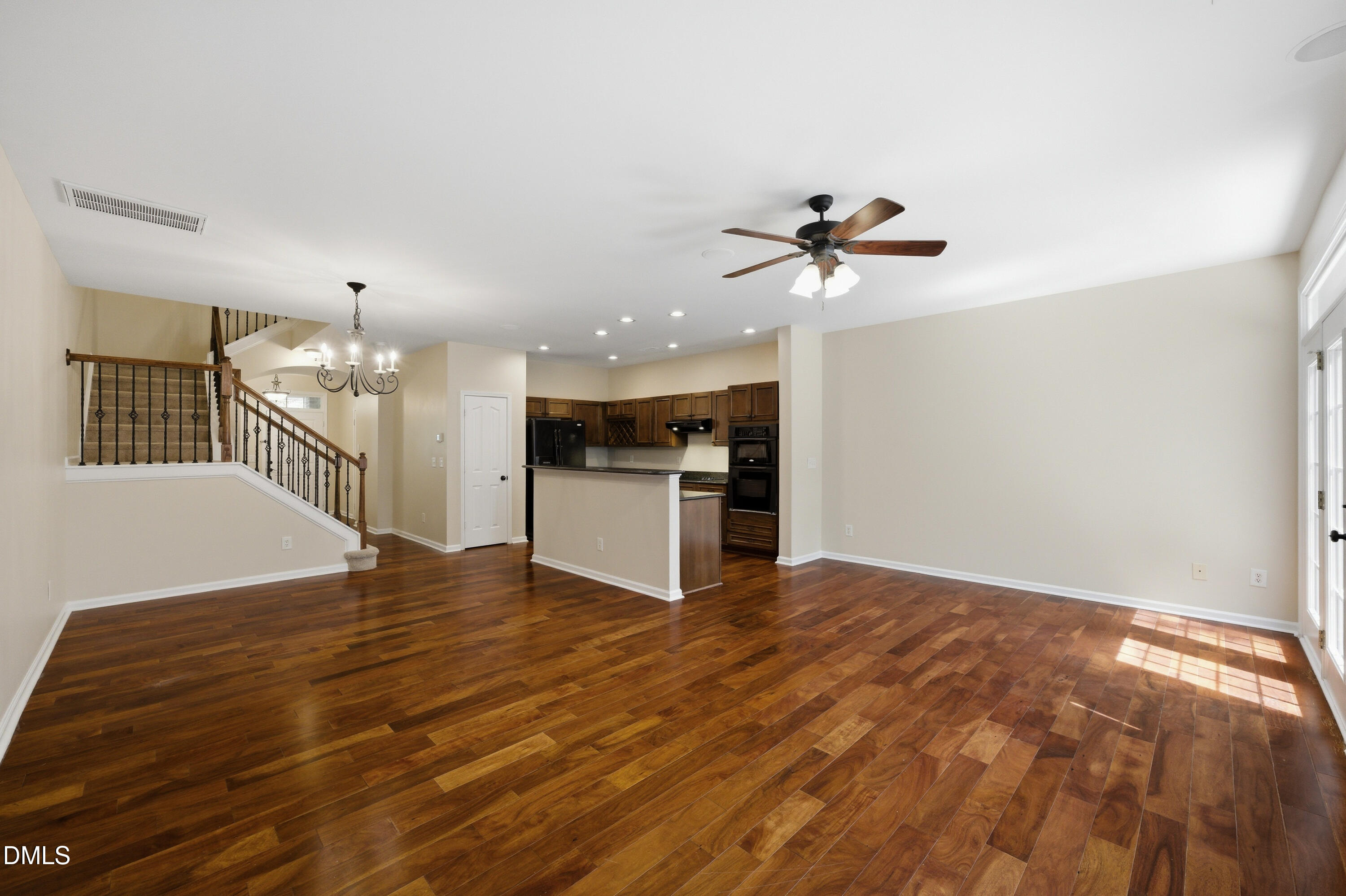 103 Longchamp Lane Property Photo 12