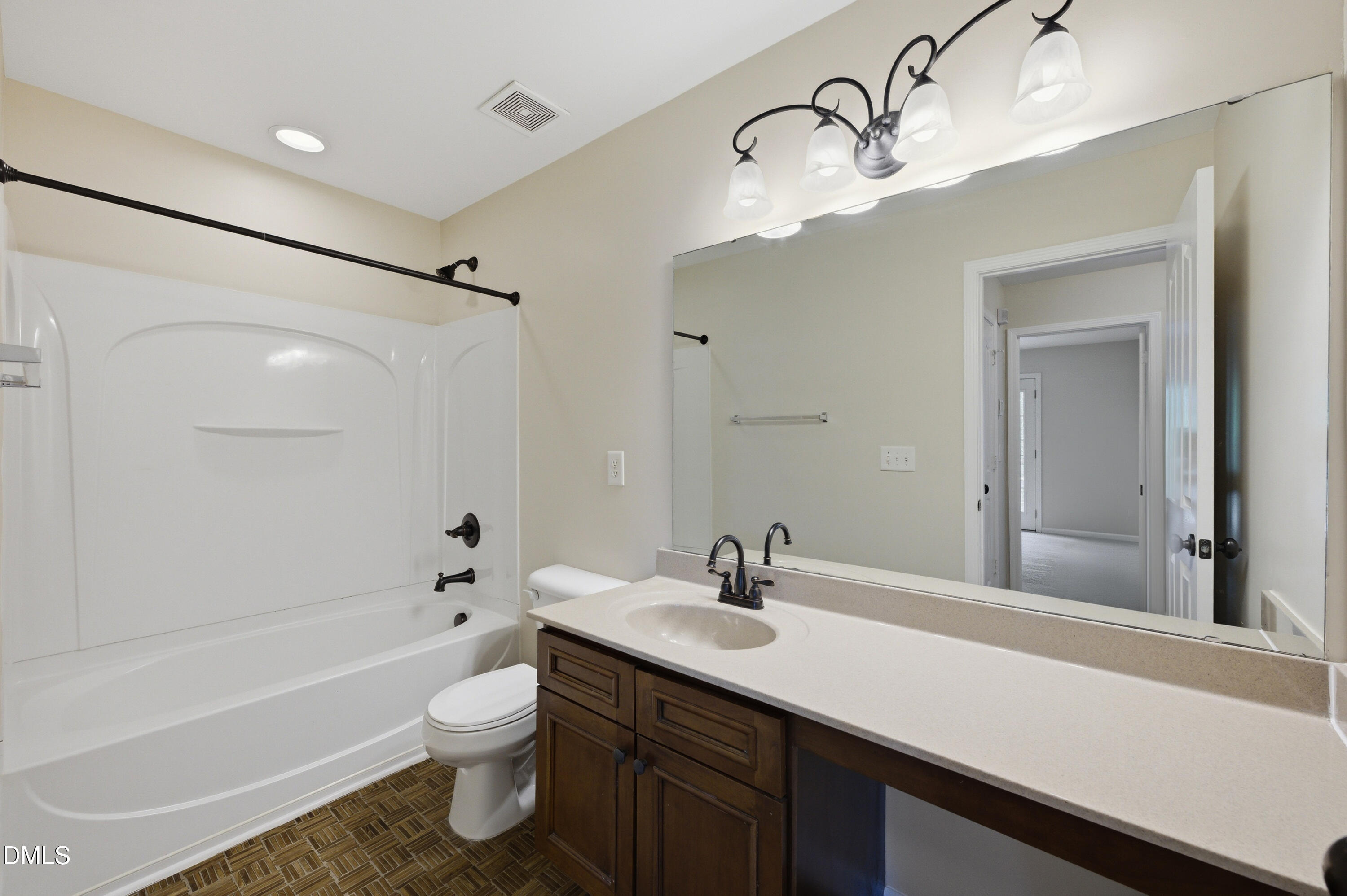 103 Longchamp Lane Property Photo 24