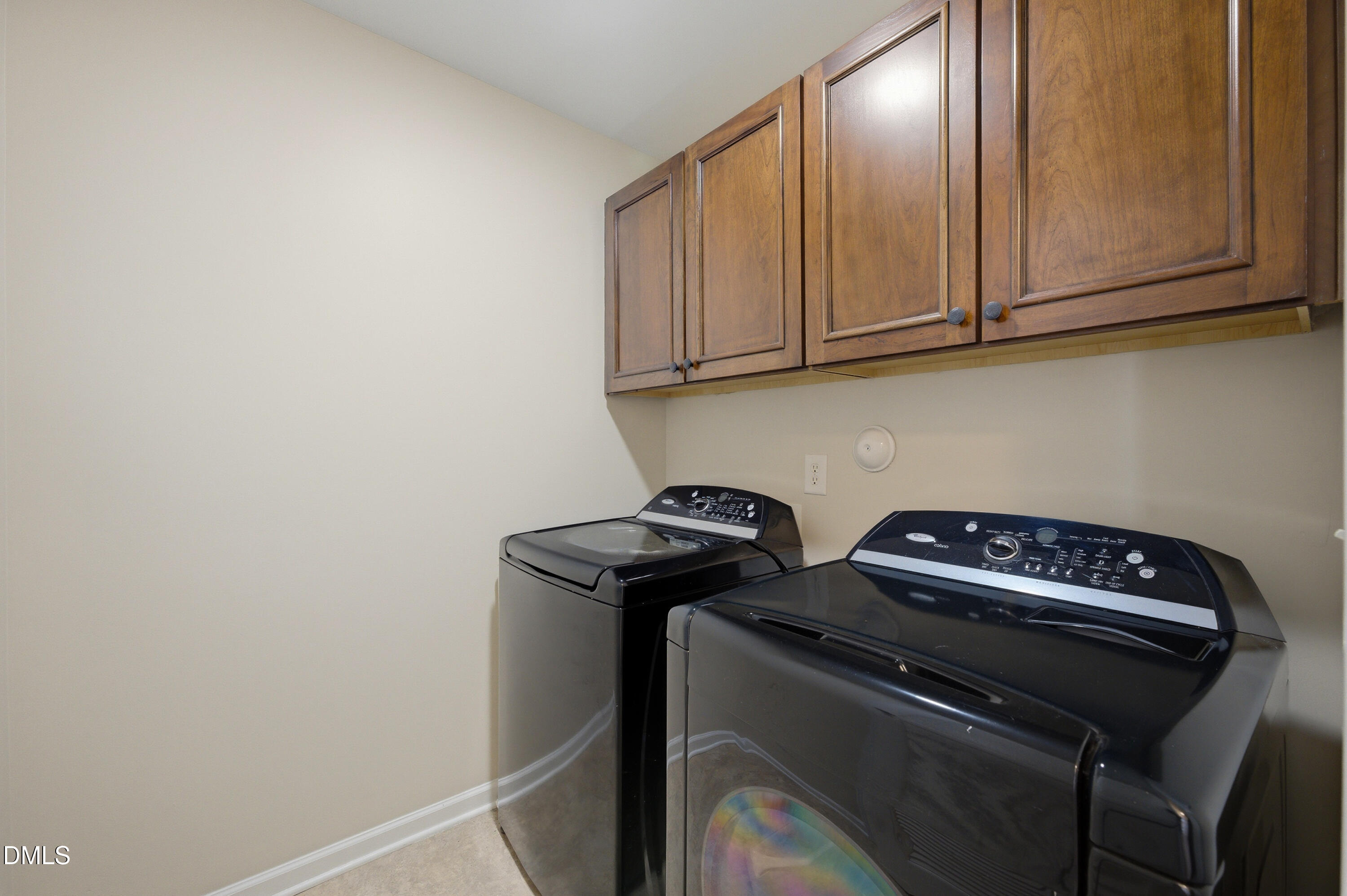 103 Longchamp Lane Property Photo 25