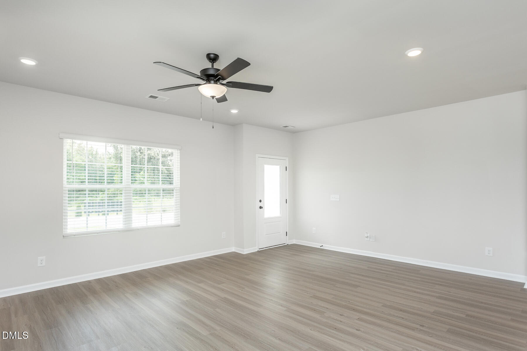 90 Foxton Place Property Photo 2