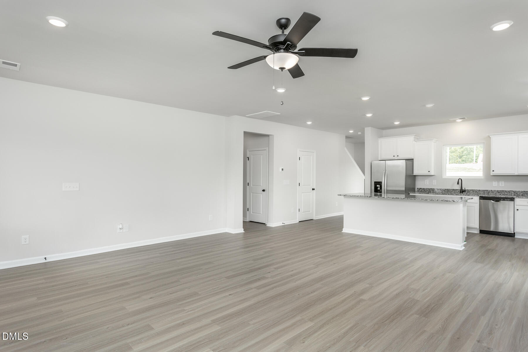 90 Foxton Place Property Photo 4