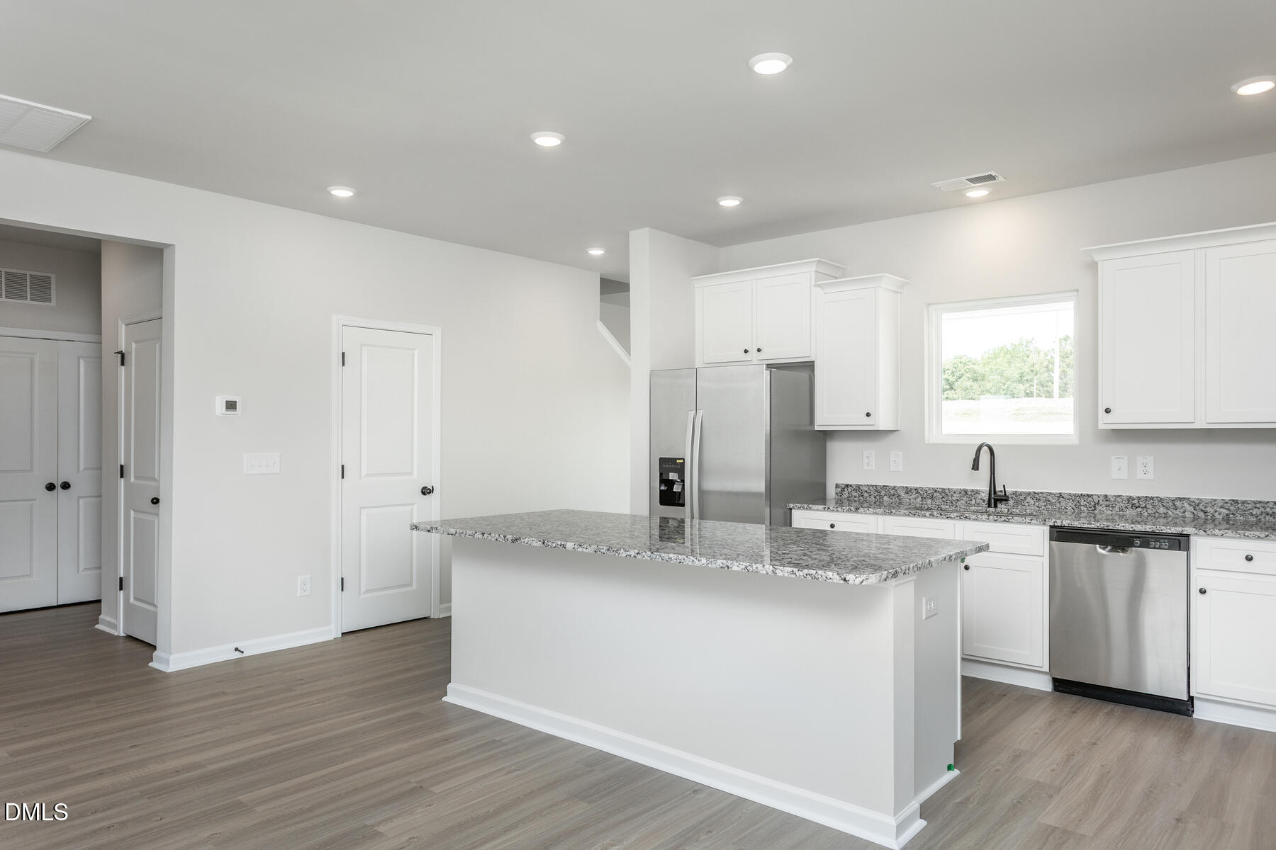 90 Foxton Place Property Photo 8