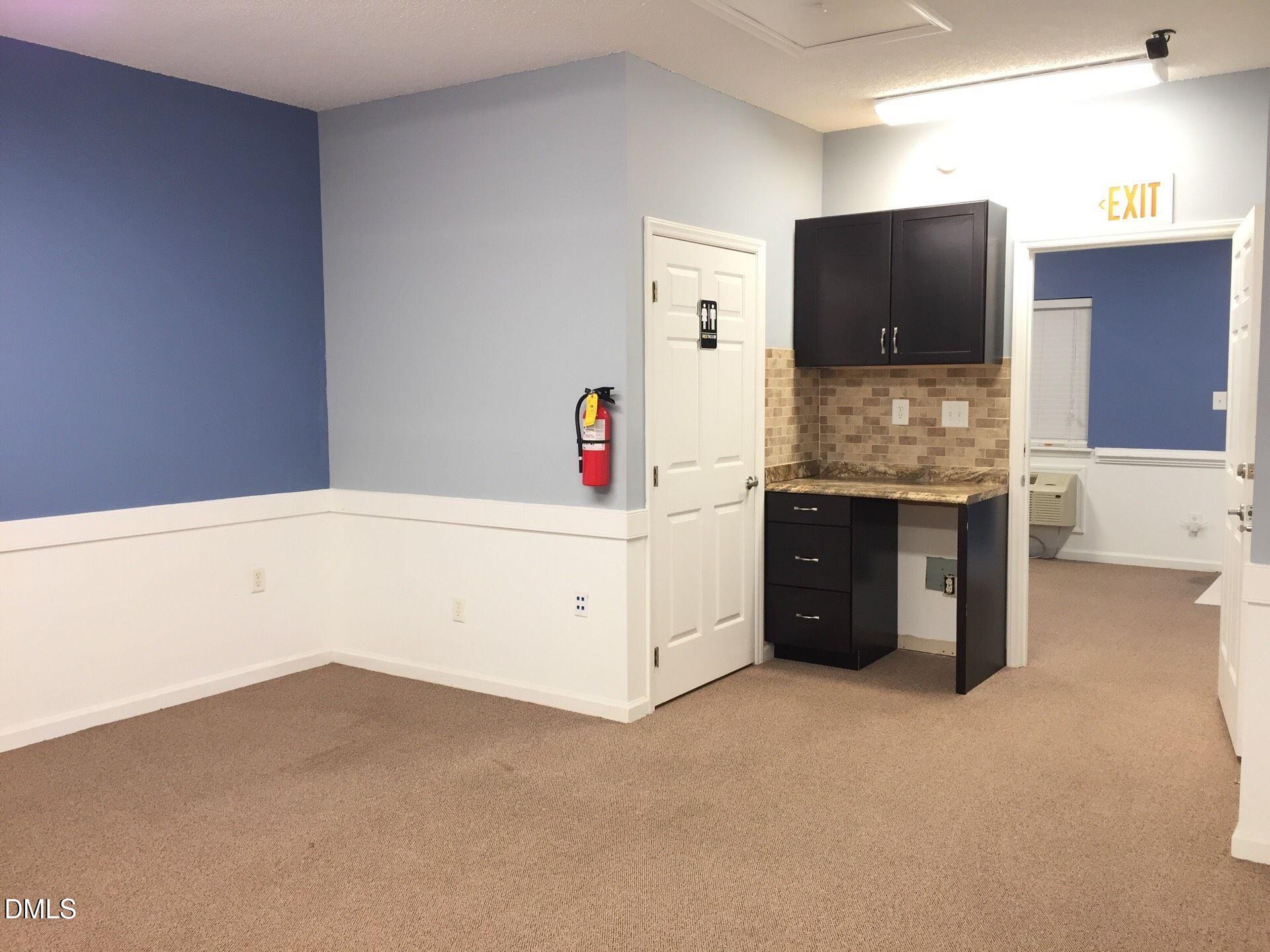 3745 Junction Boulevard Property Photo 4
