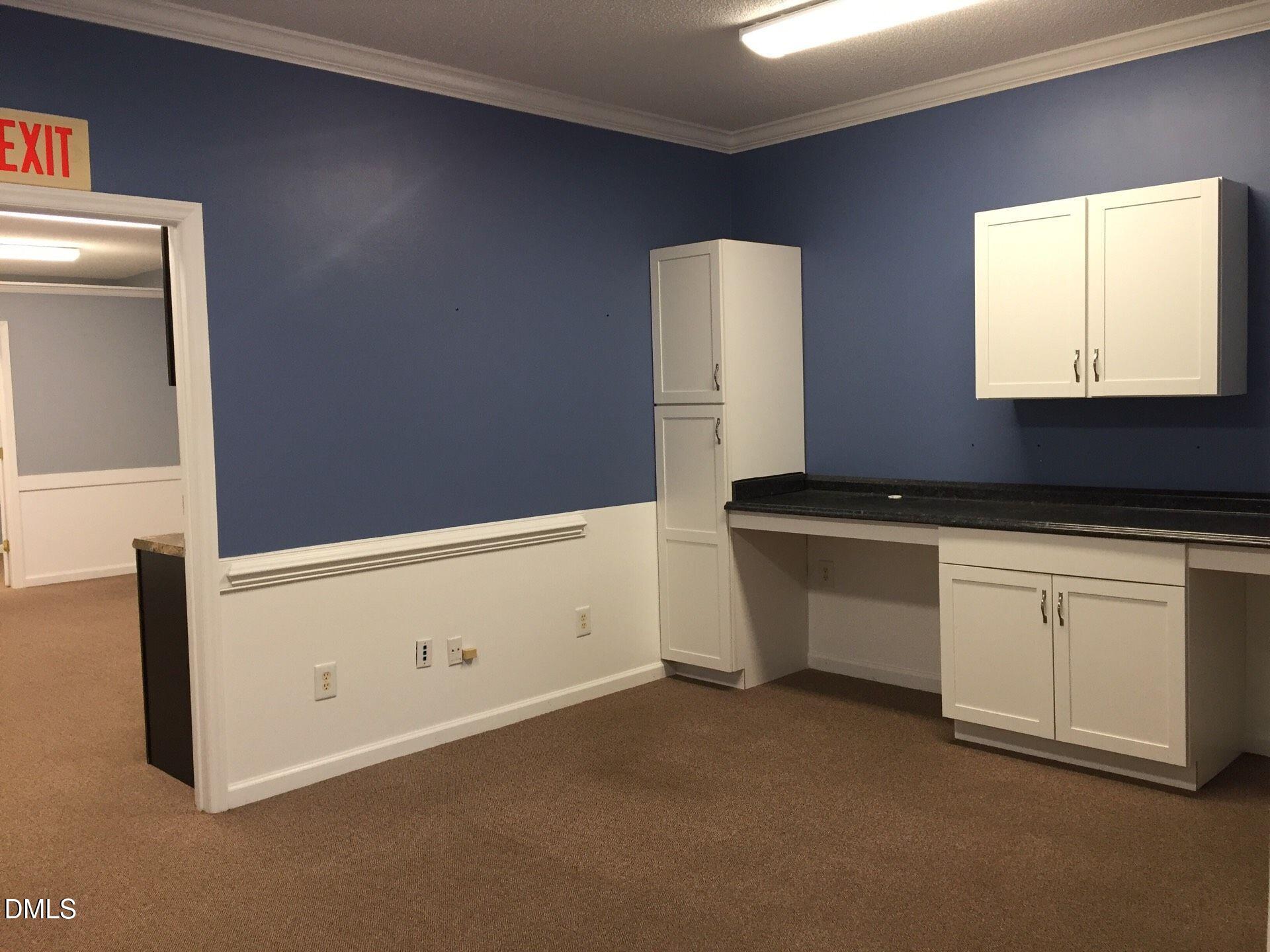 3745 Junction Boulevard Property Photo 8