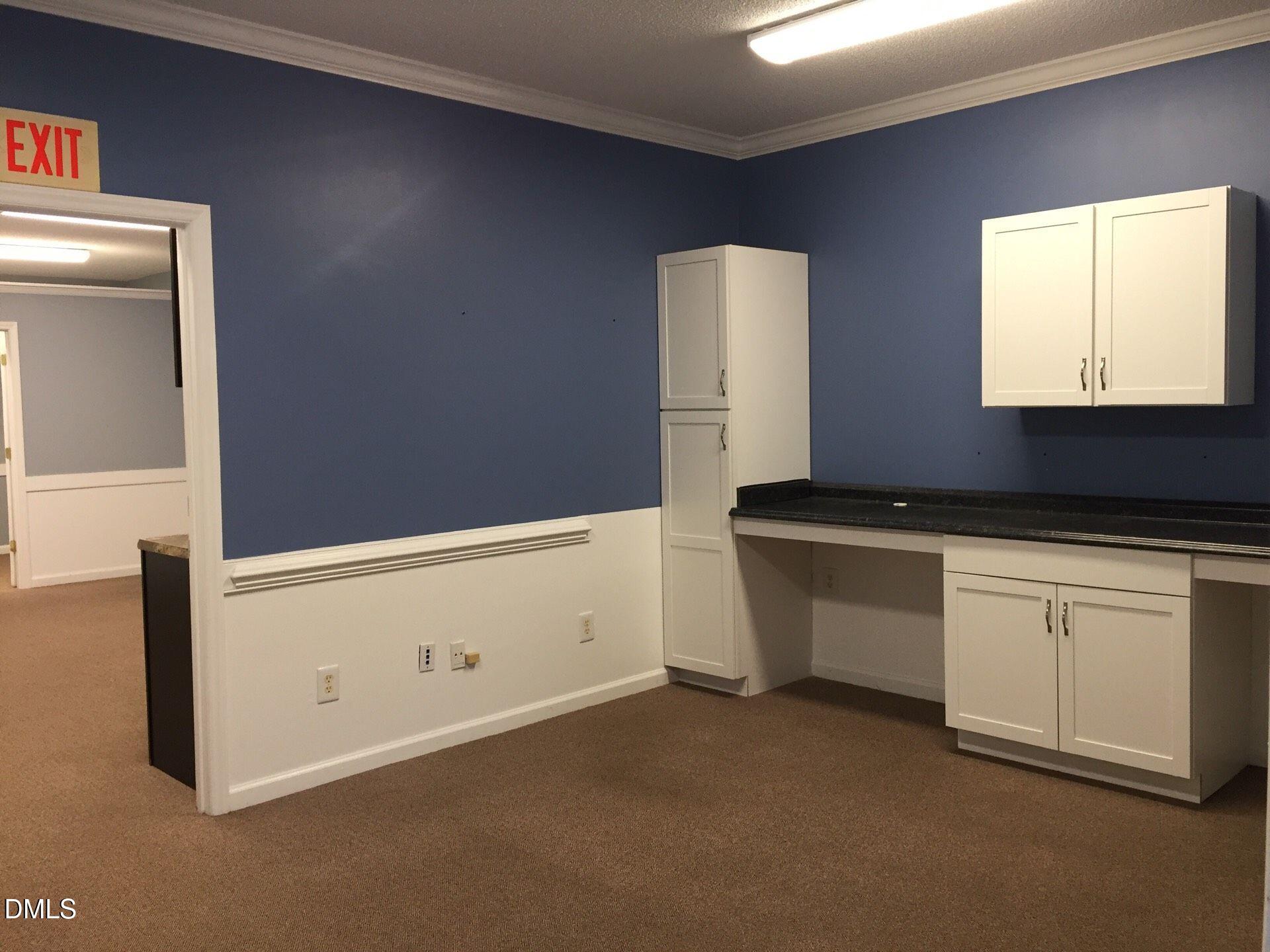 3745 Junction Boulevard Property Photo 9