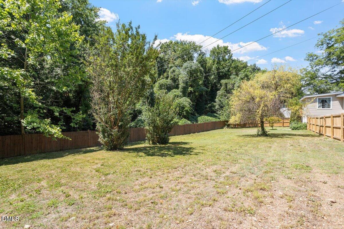 815 W 3rd Street Property Photo 8