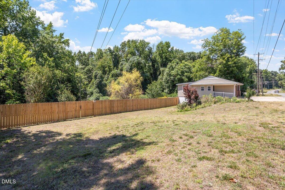 815 W 3rd Street Property Photo 9