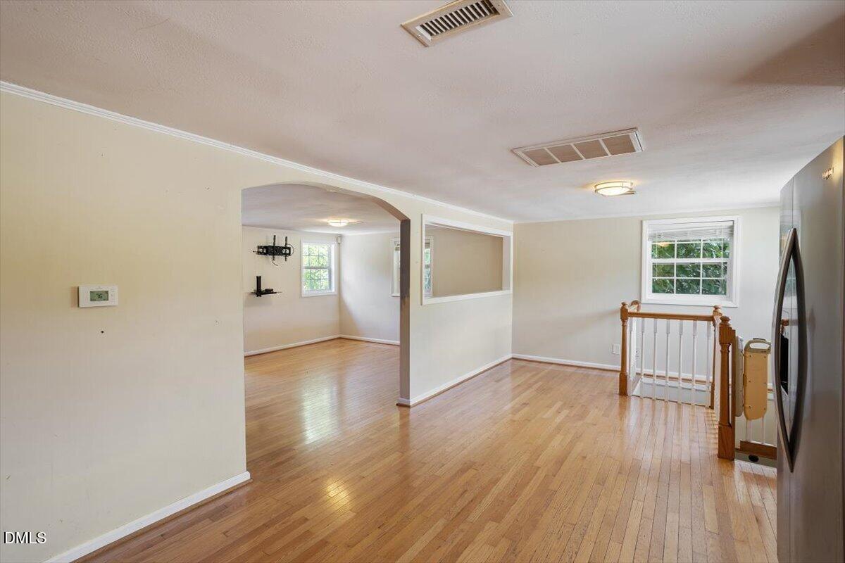 815 W 3rd Street Property Photo 17