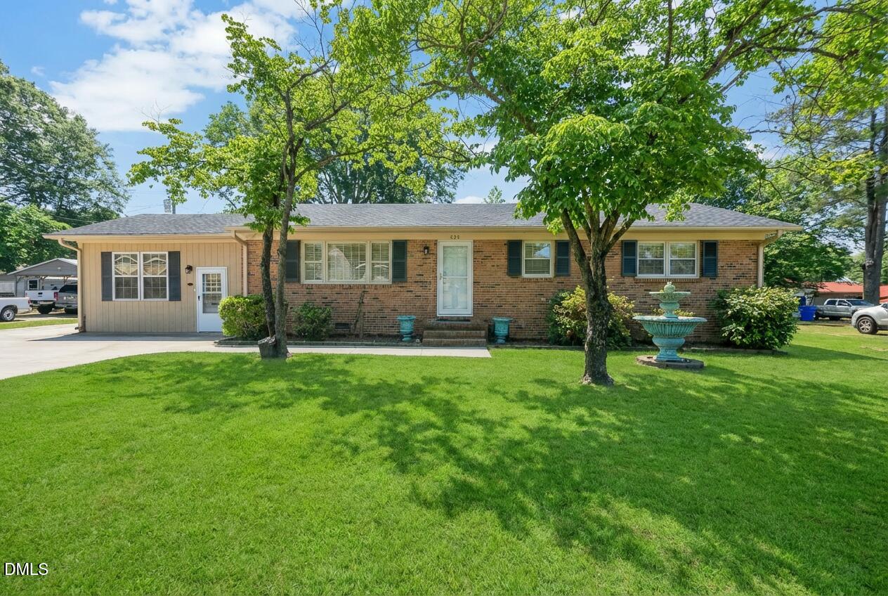 625 Western Avenue Property Photo 1