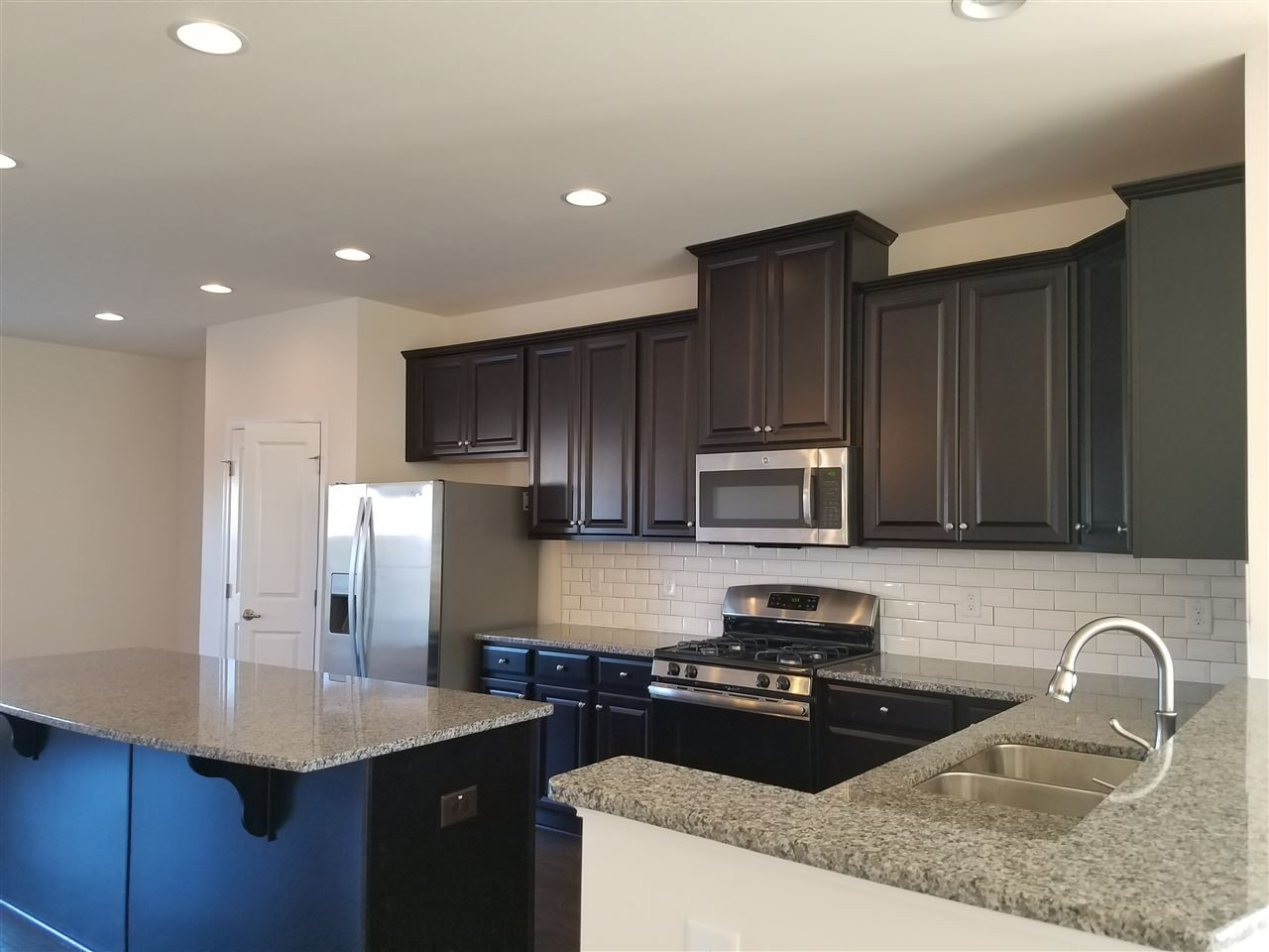 2114 Whitesmith Drive Property Photo 3
