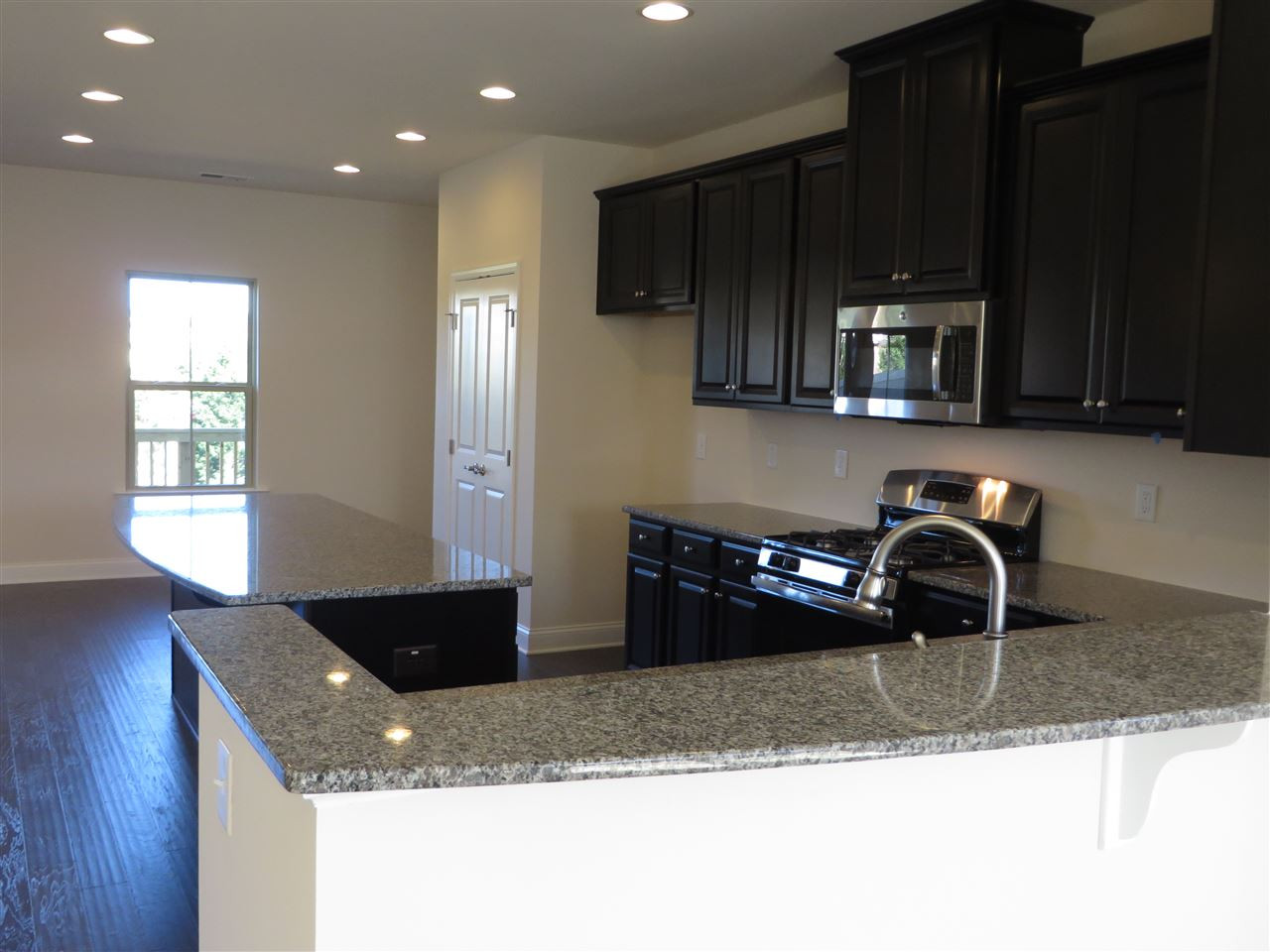 2114 Whitesmith Drive Property Photo 12