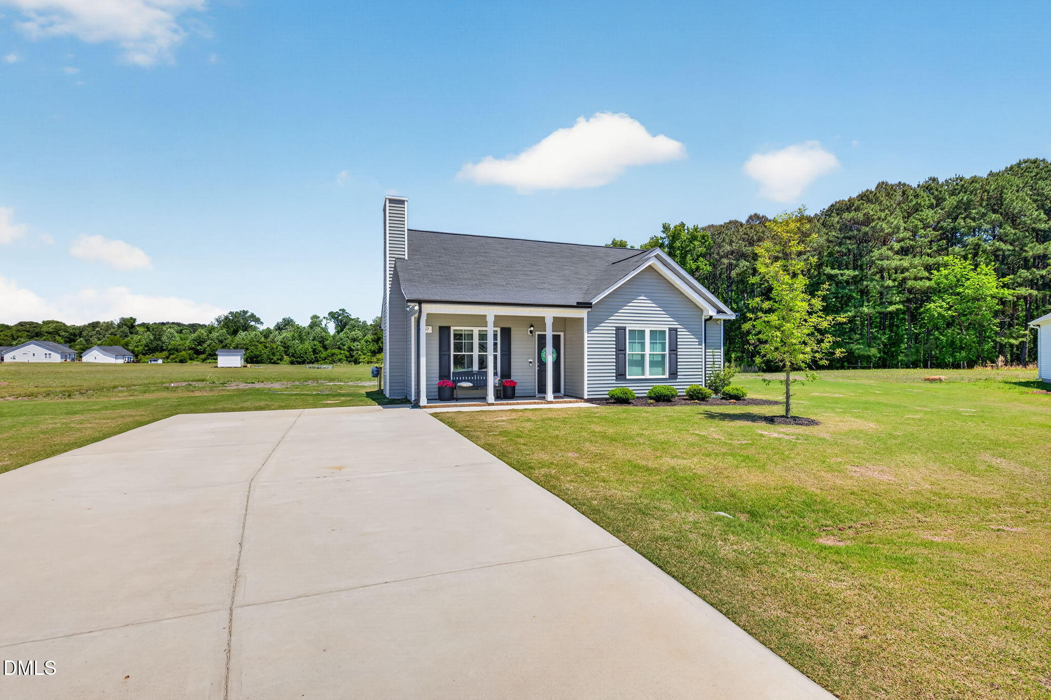 57 Overdrift Court Property Photo 37