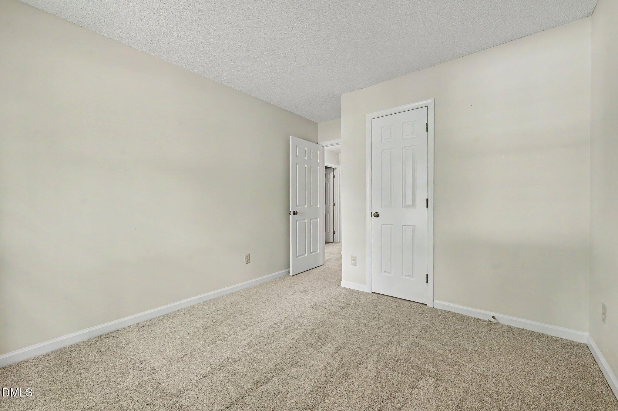 6802 Fairpoint Court Property Photo 10