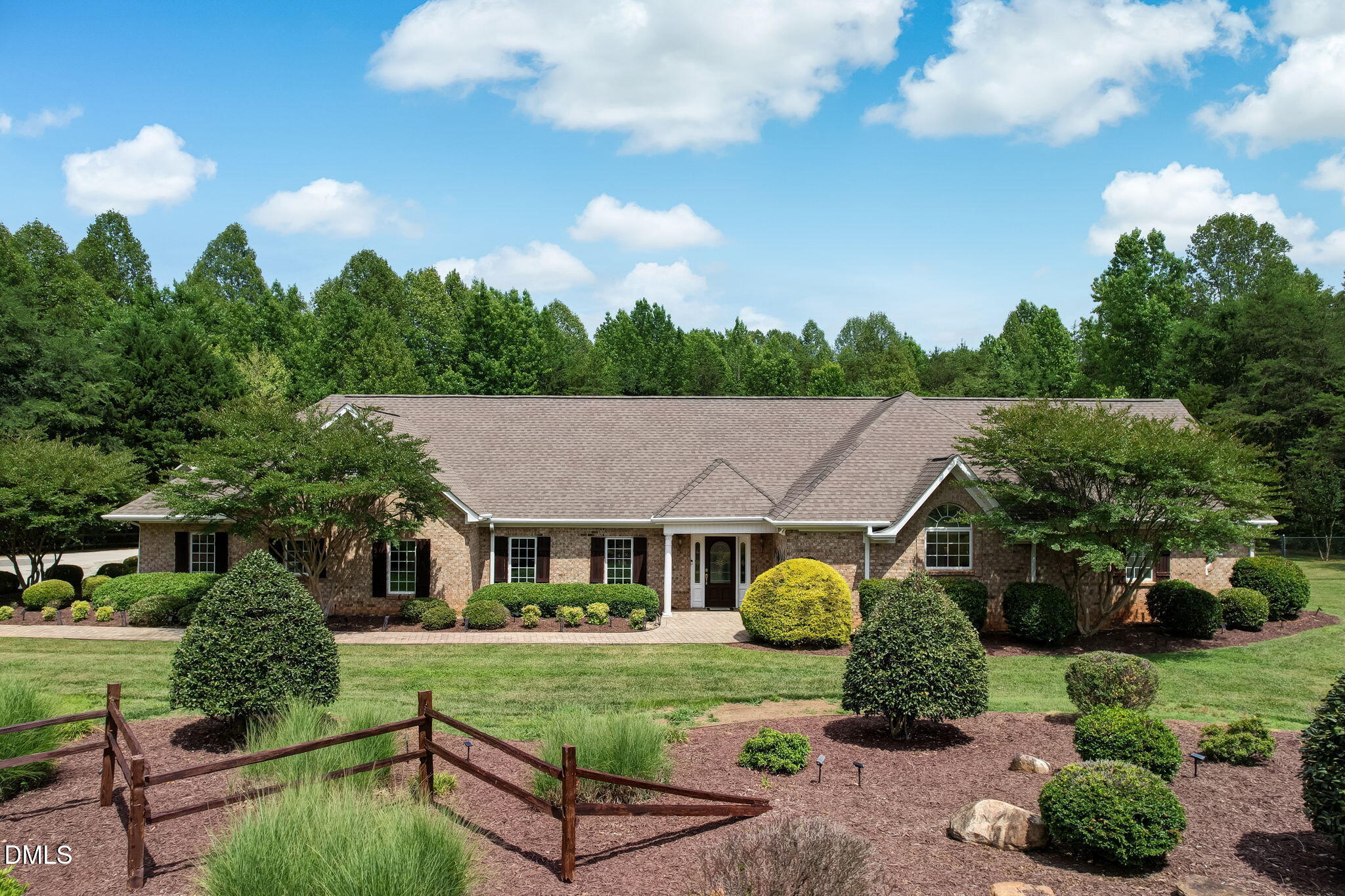 8106 Breezy Hill Drive Property Photo 1