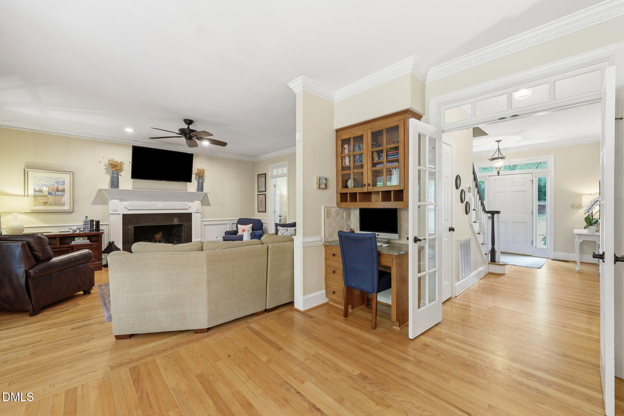424 Grosvenor Drive Property Photo 12