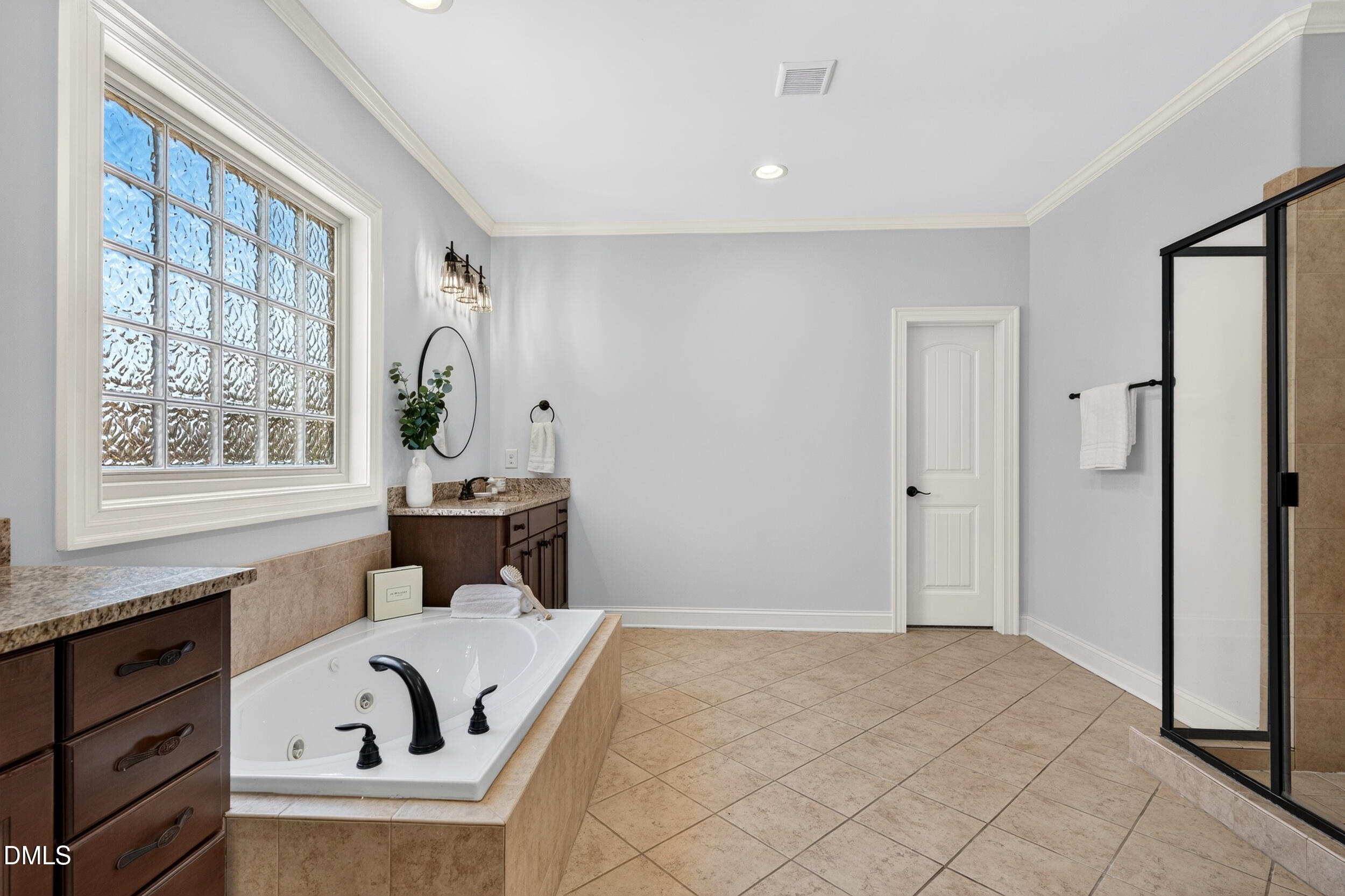 208 William Henry Way Property Photo 27