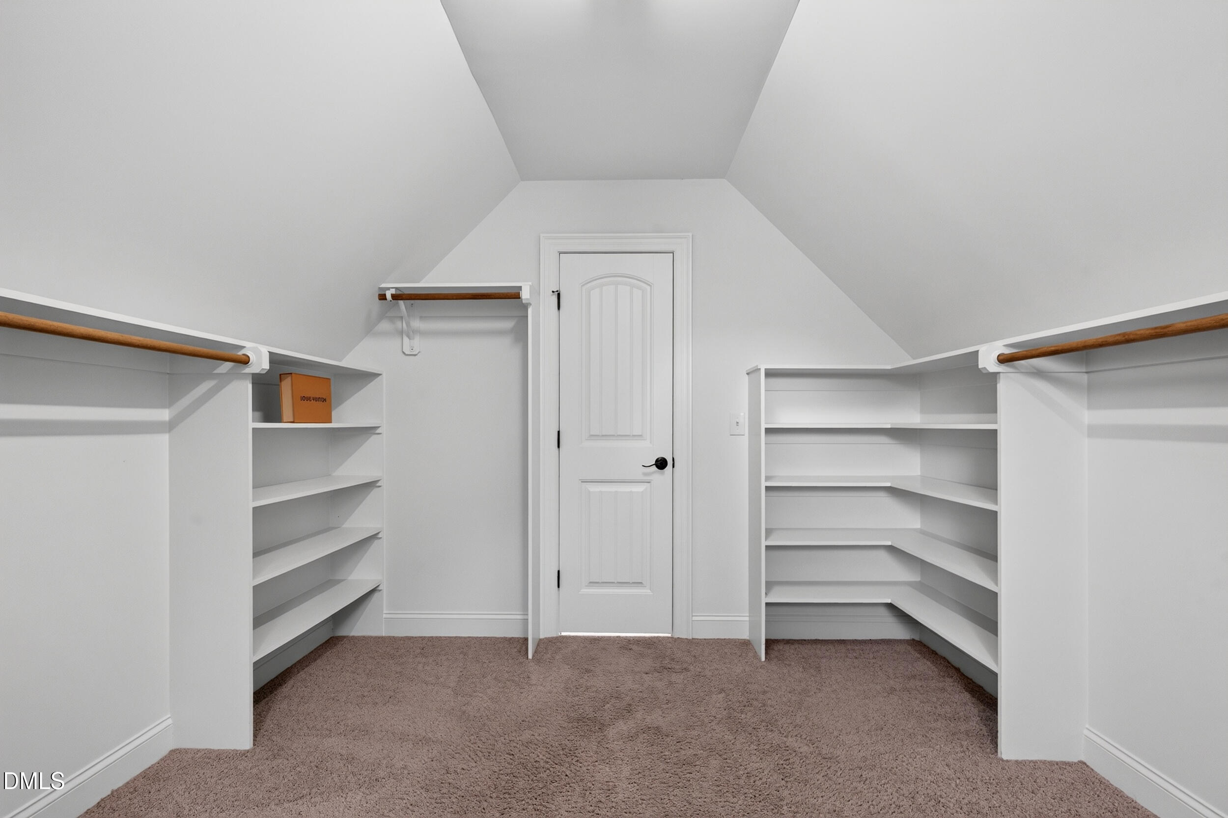 208 William Henry Way Property Photo 33