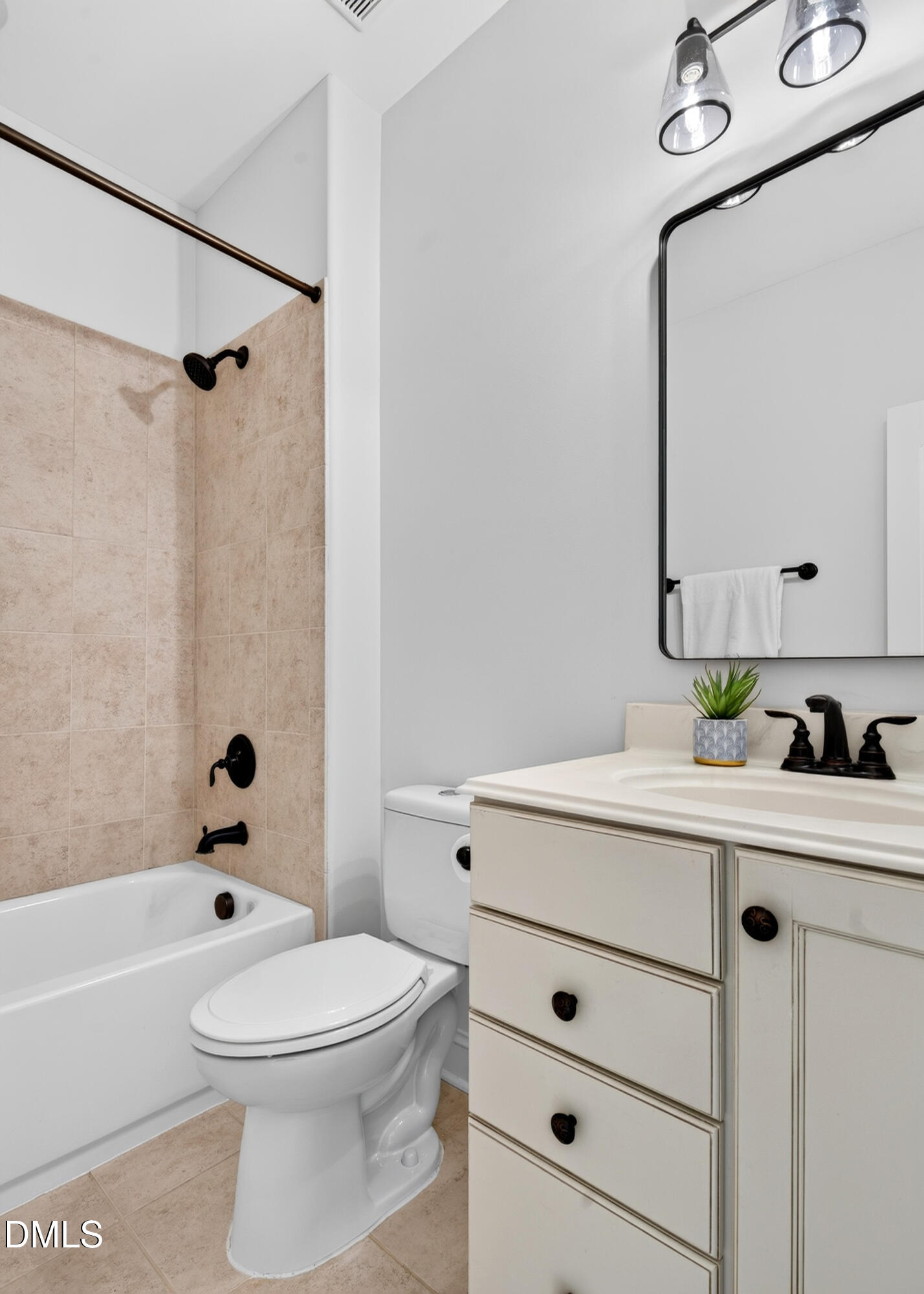 208 William Henry Way Property Photo 42