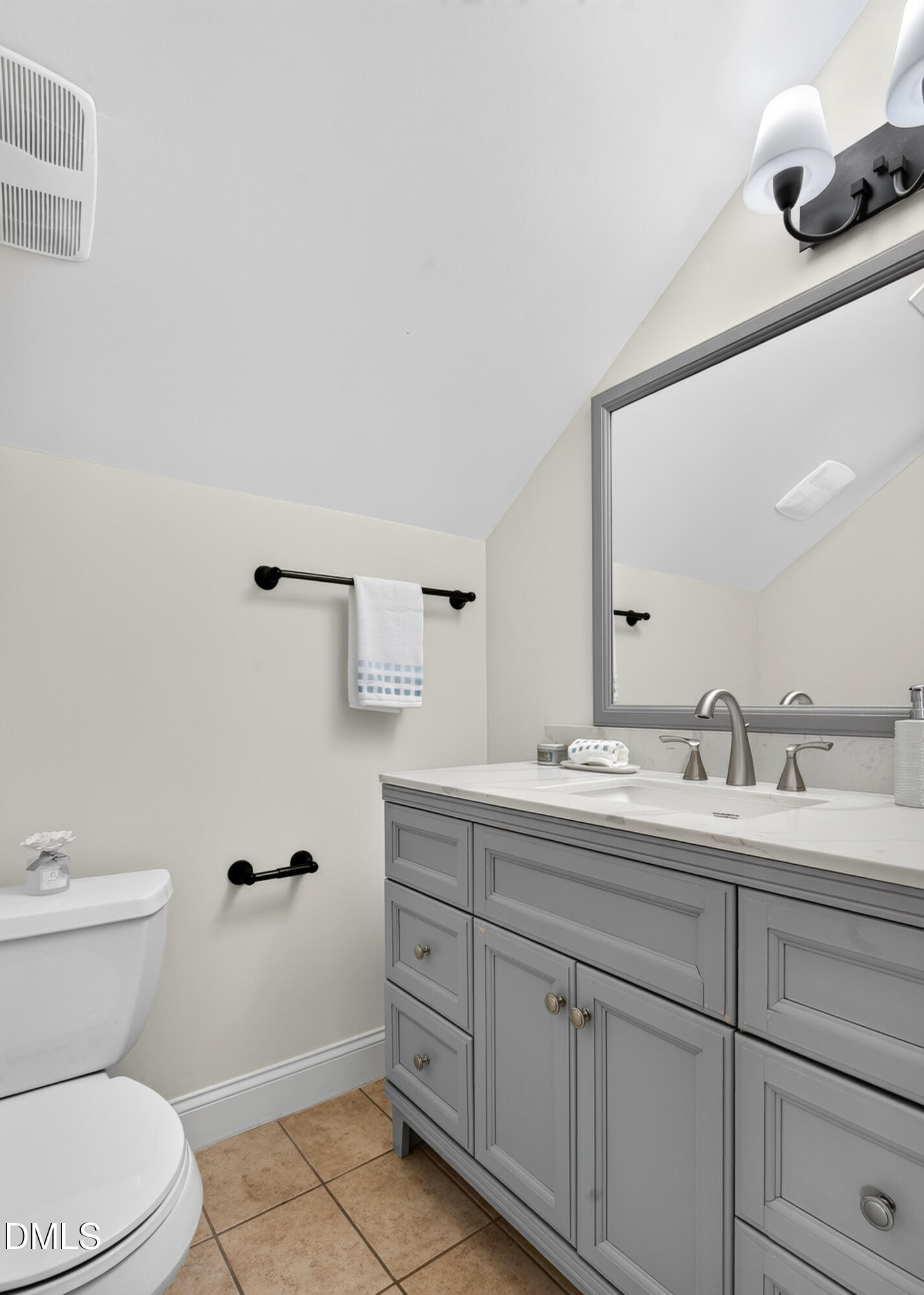 208 William Henry Way Property Photo 52