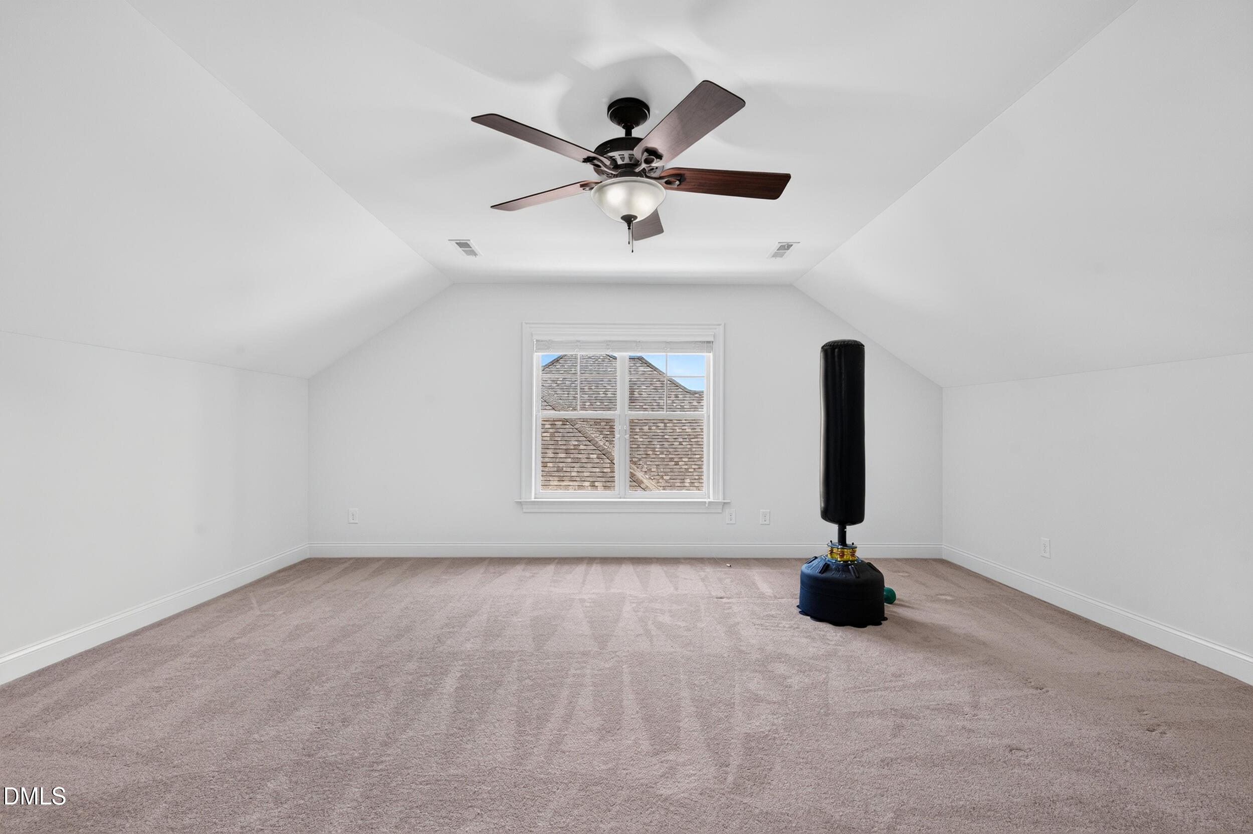 208 William Henry Way Property Photo 54