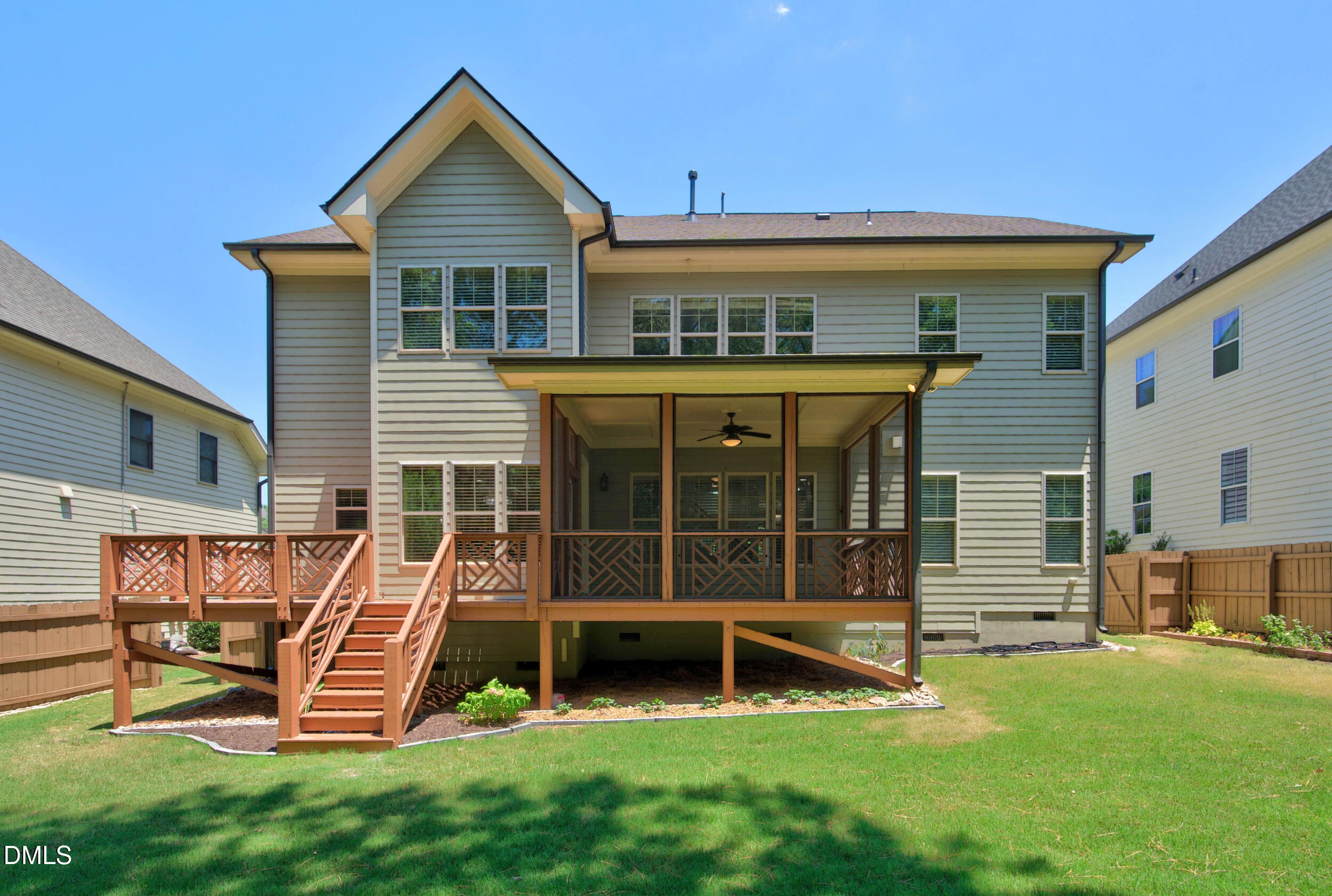208 William Henry Way Property Photo 69