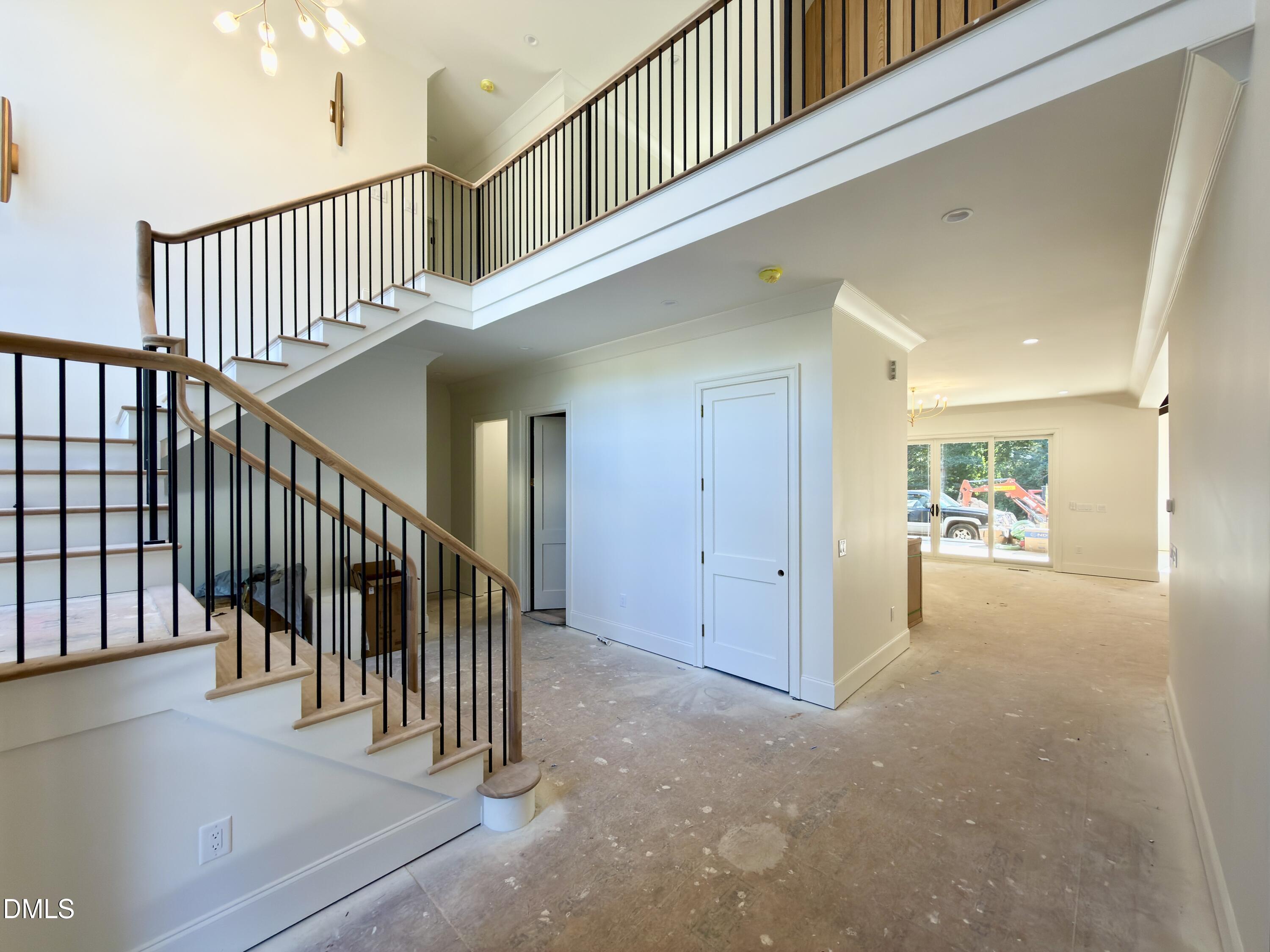 1504 Strothmore Court Property Photo 4