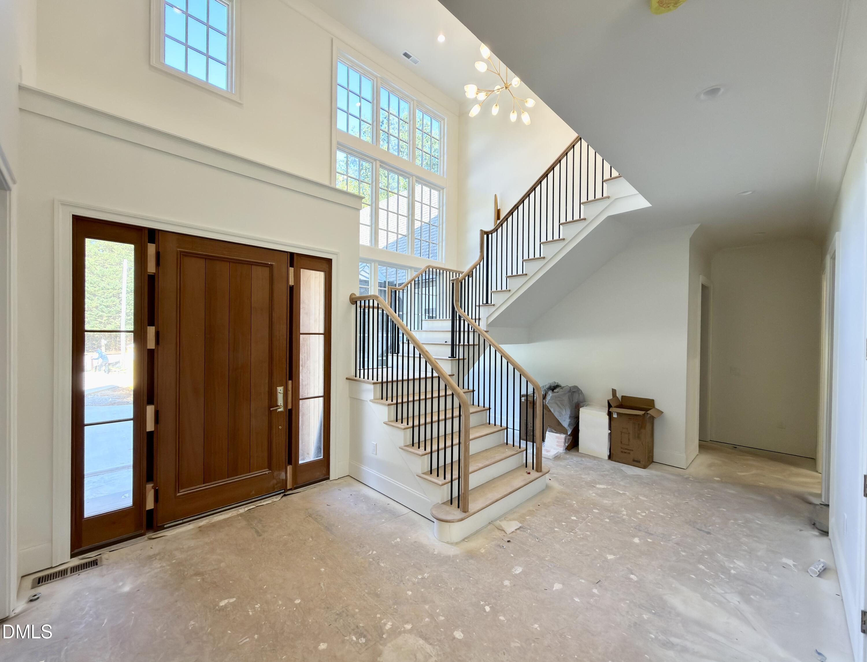 1504 Strothmore Court Property Photo 6