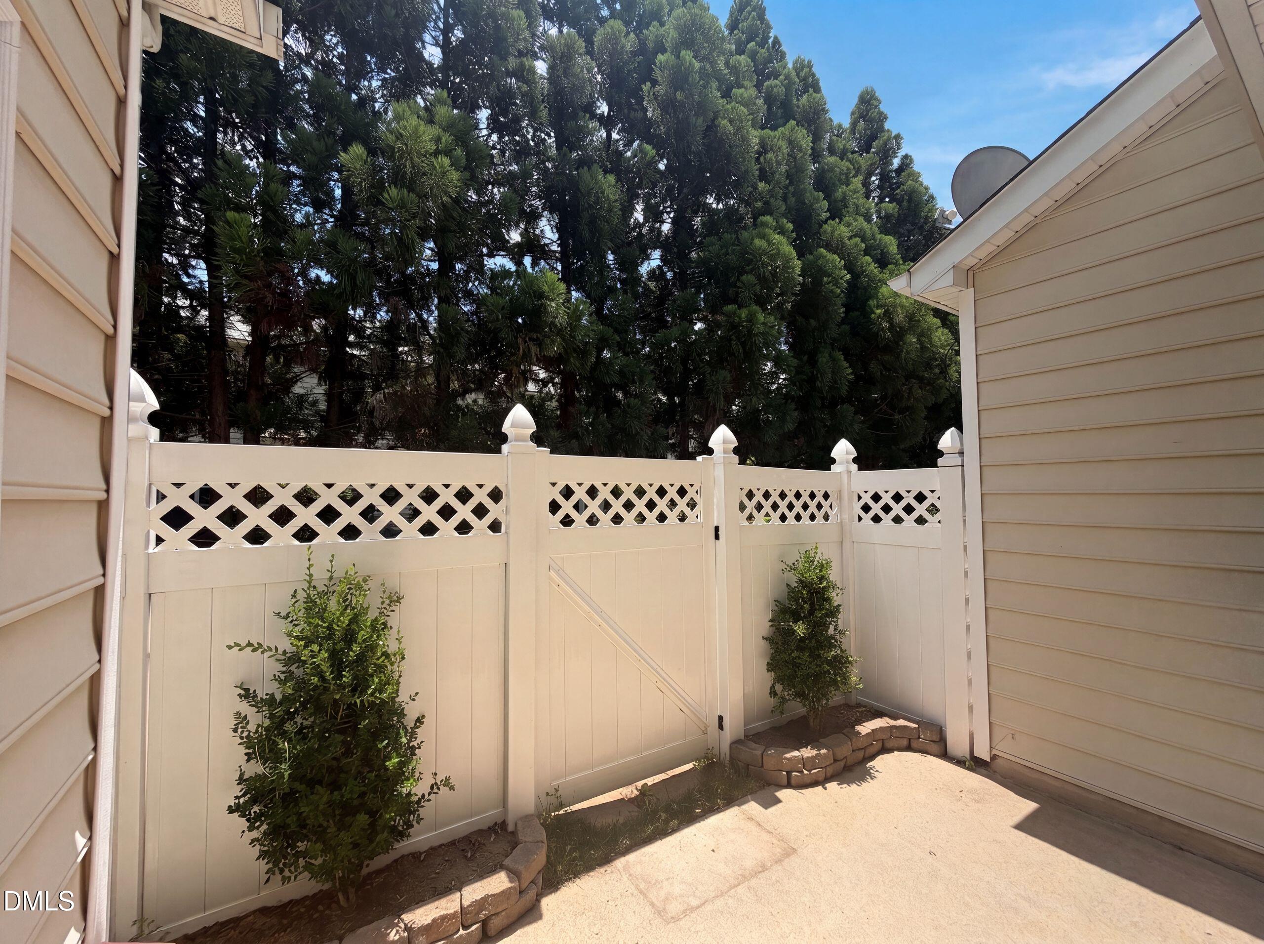 7839 Spungold Street Property Photo 5
