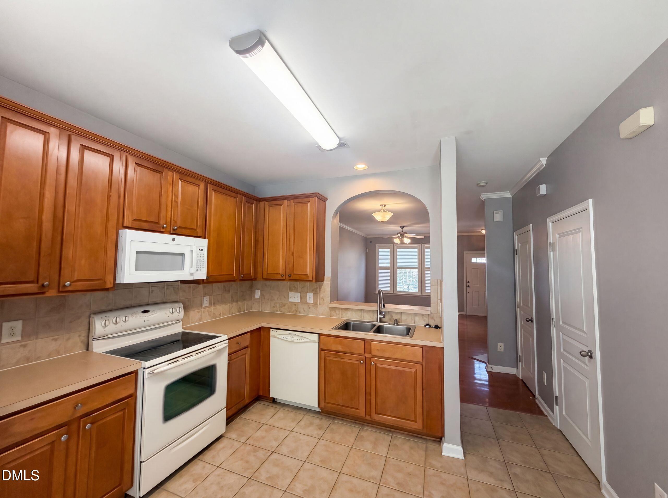 7839 Spungold Street Property Photo 6
