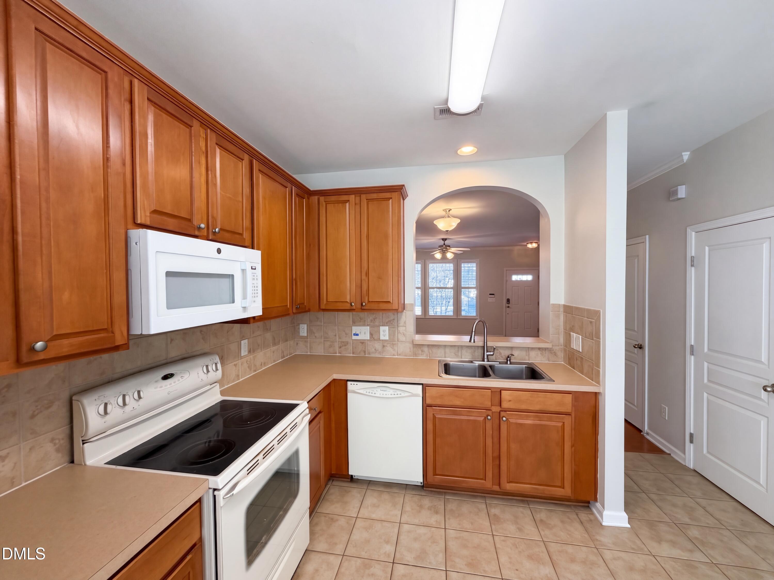 7839 Spungold Street Property Photo 6