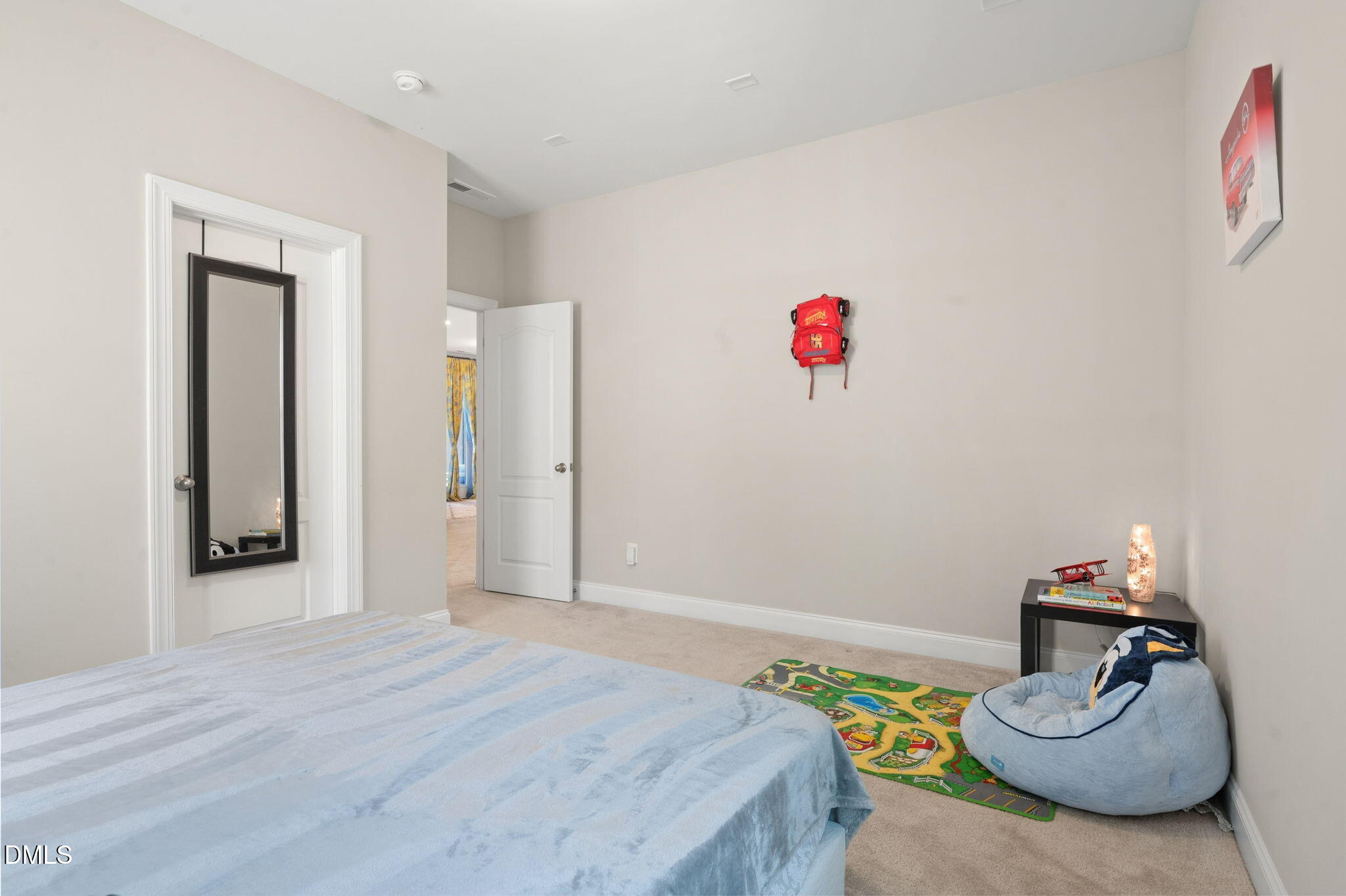2901 Macintosh Woods Drive Property Photo 33
