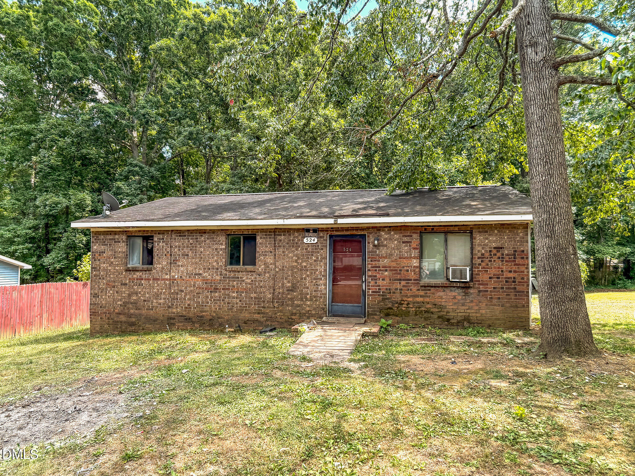 524 Tuliptree Road Property Photo 1