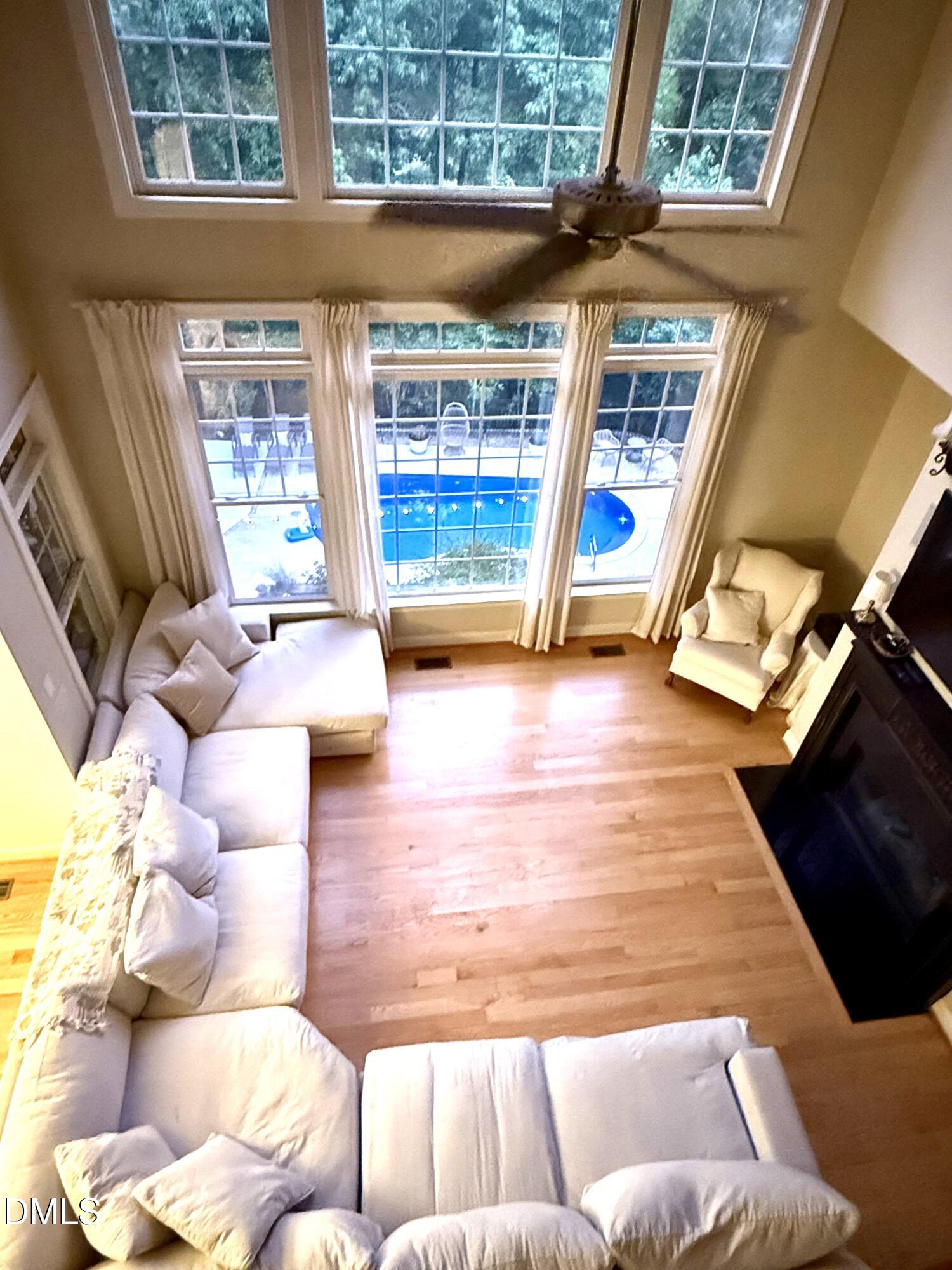 12416 Beauvoir Street Property Photo 9