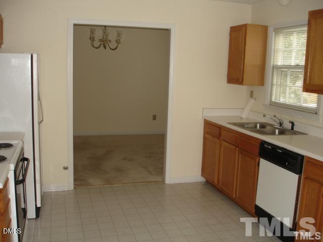 311 Wax Myrtle Court Property Photo 3