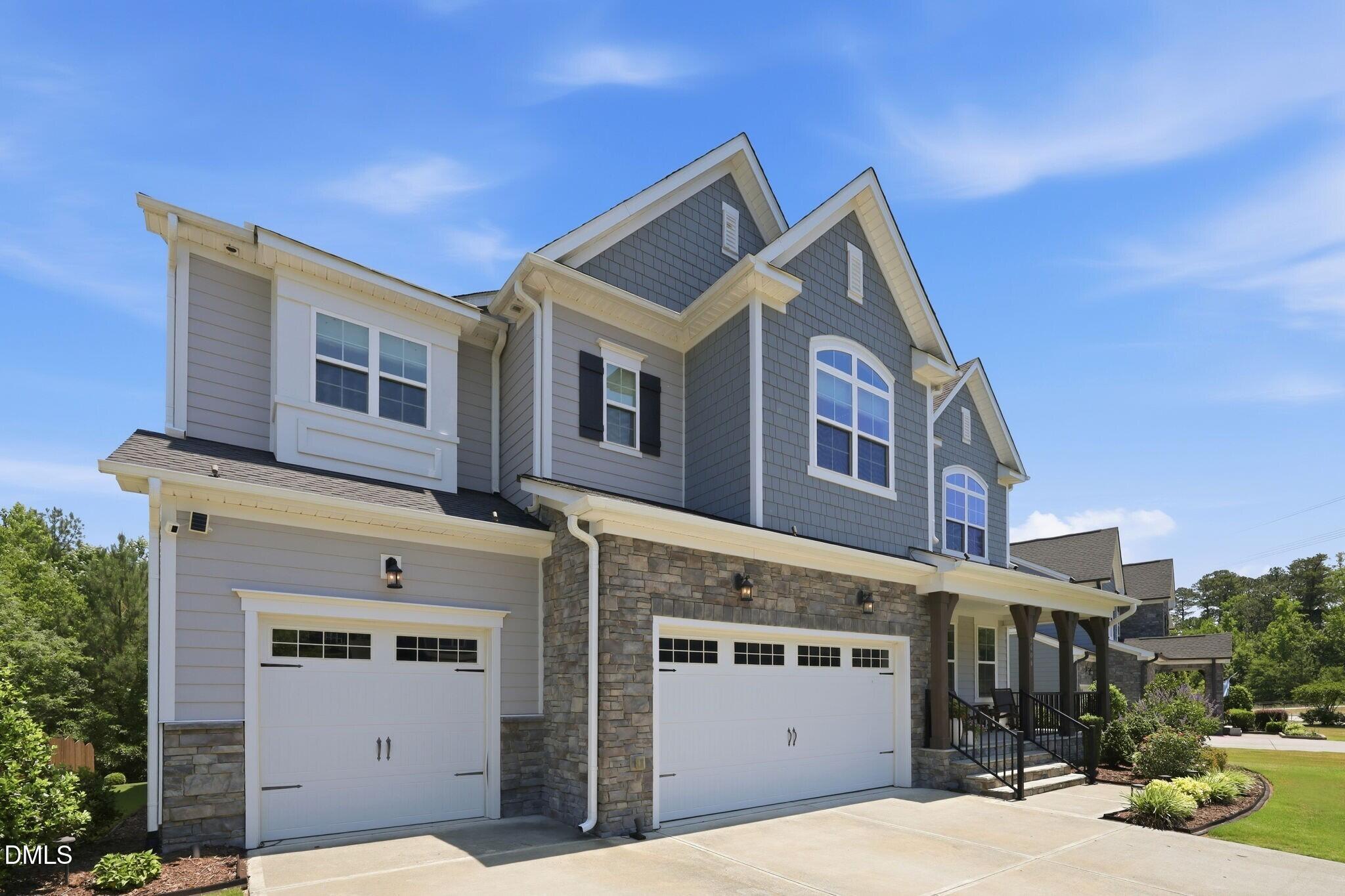 2408 Canoe Creek Lane Property Photo 3
