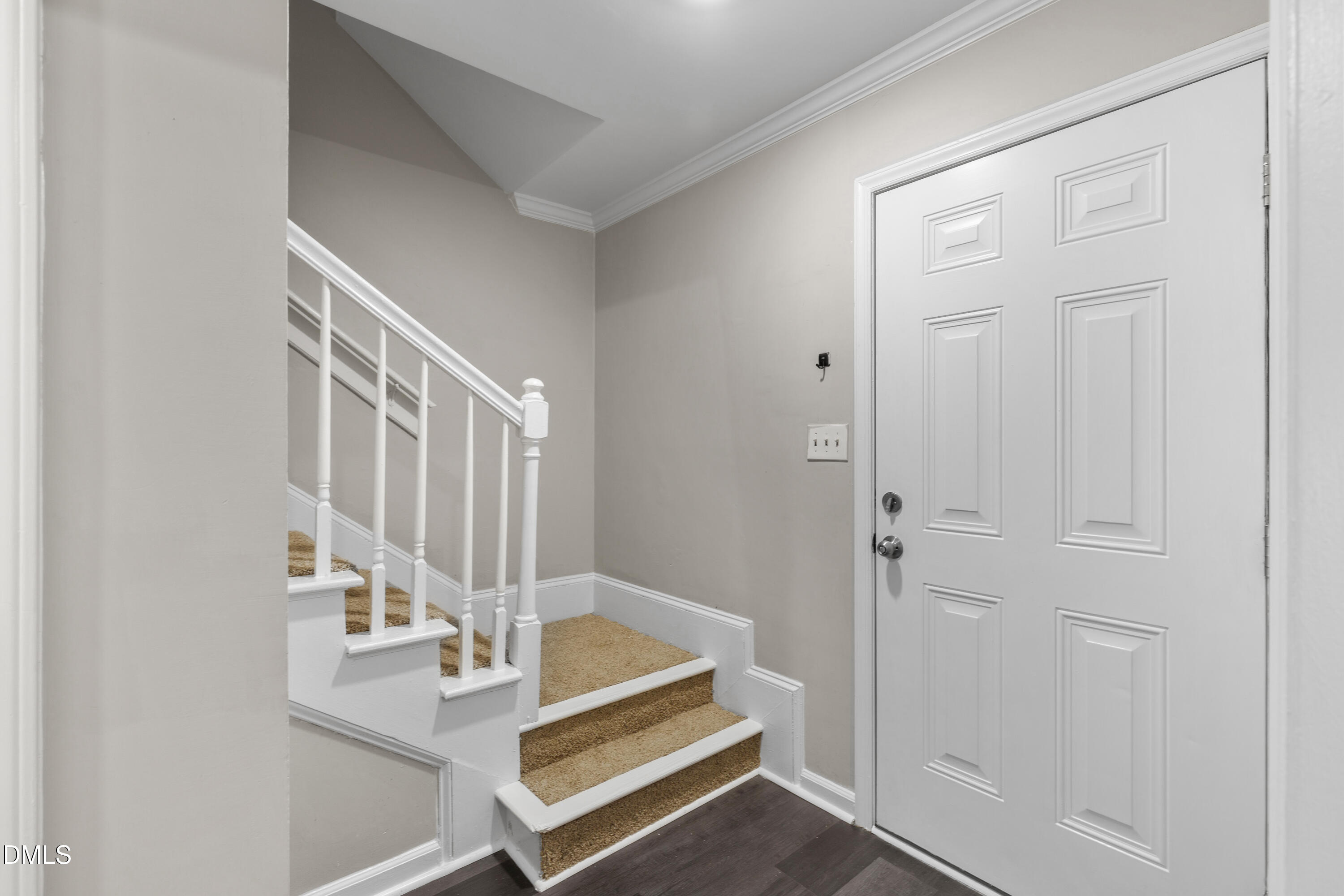 4715 Mallory Court Property Photo 12