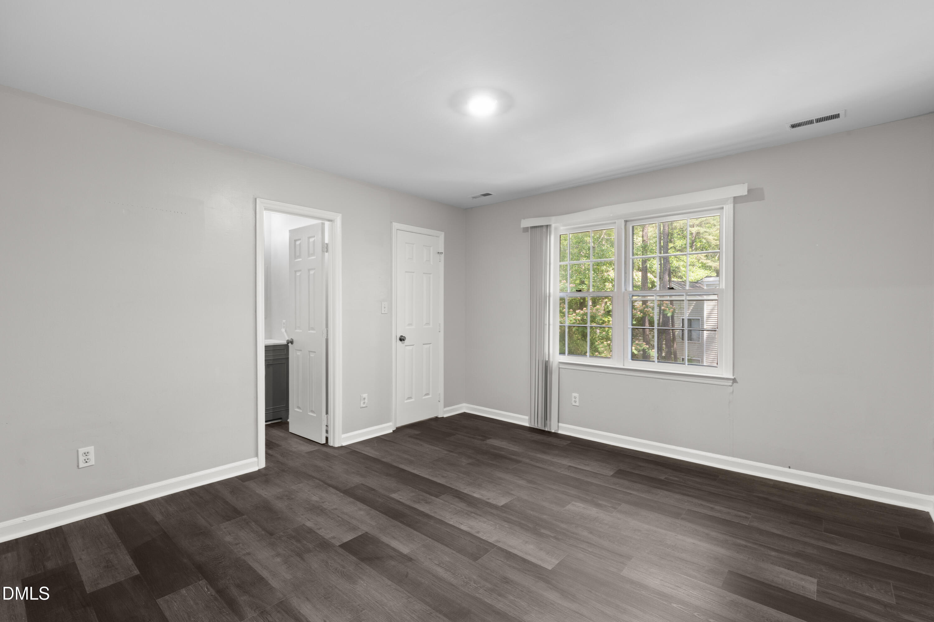 4715 Mallory Court Property Photo 19