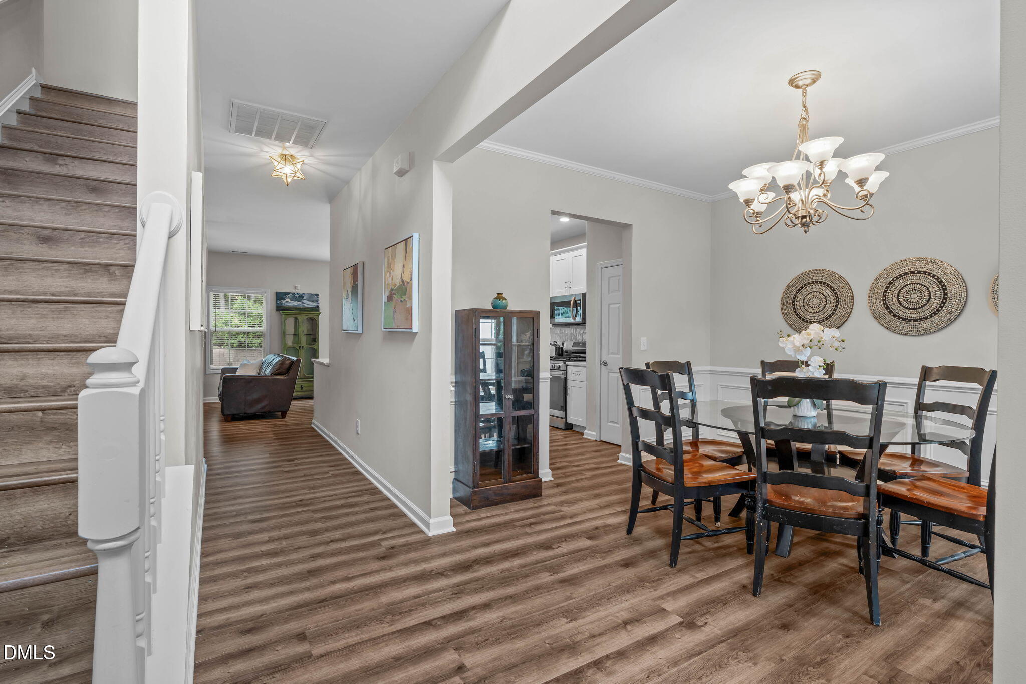 2352 Rainy Lake Street Property Photo 6