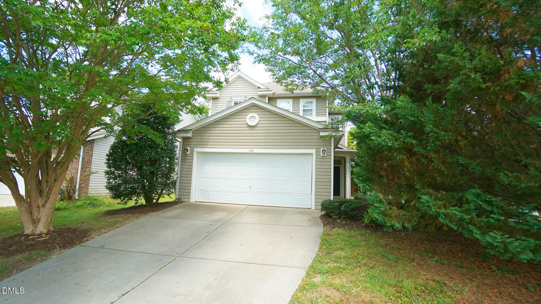 140 Bellfare Drive Property Photo 1