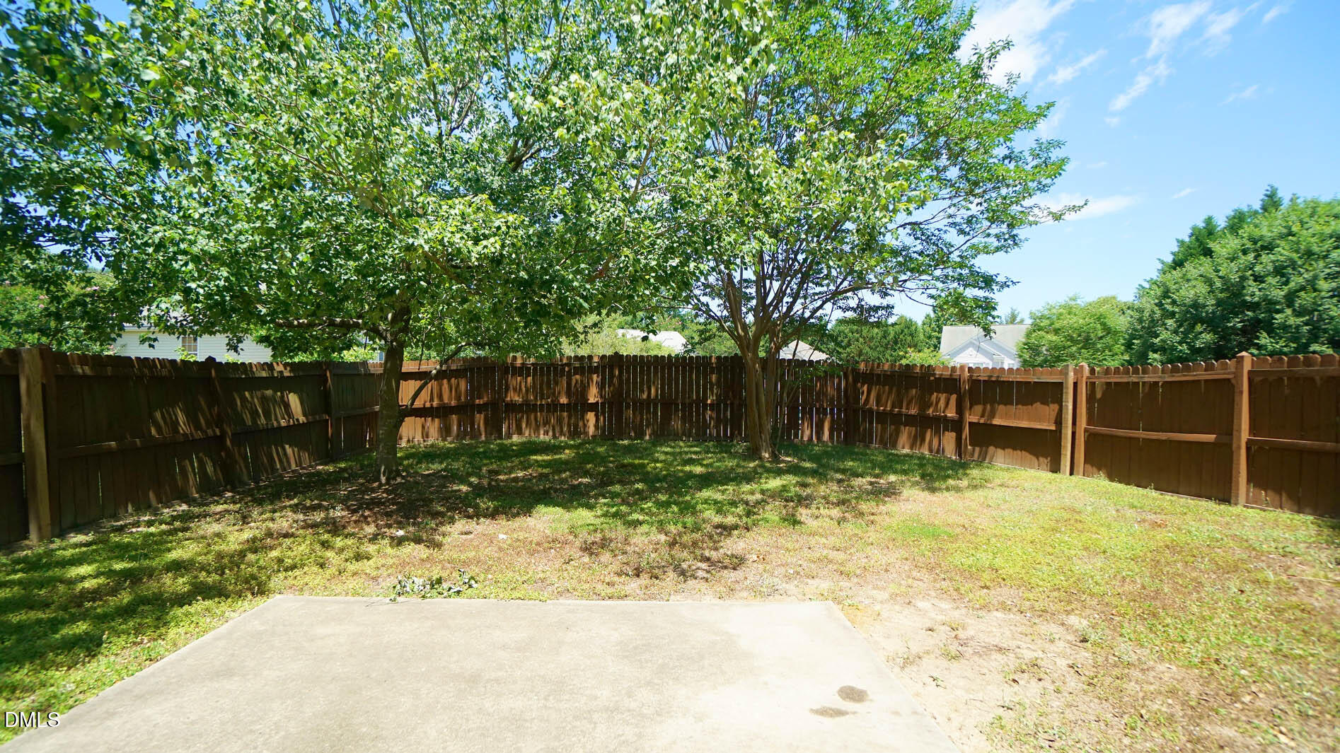140 Bellfare Drive Property Photo 2