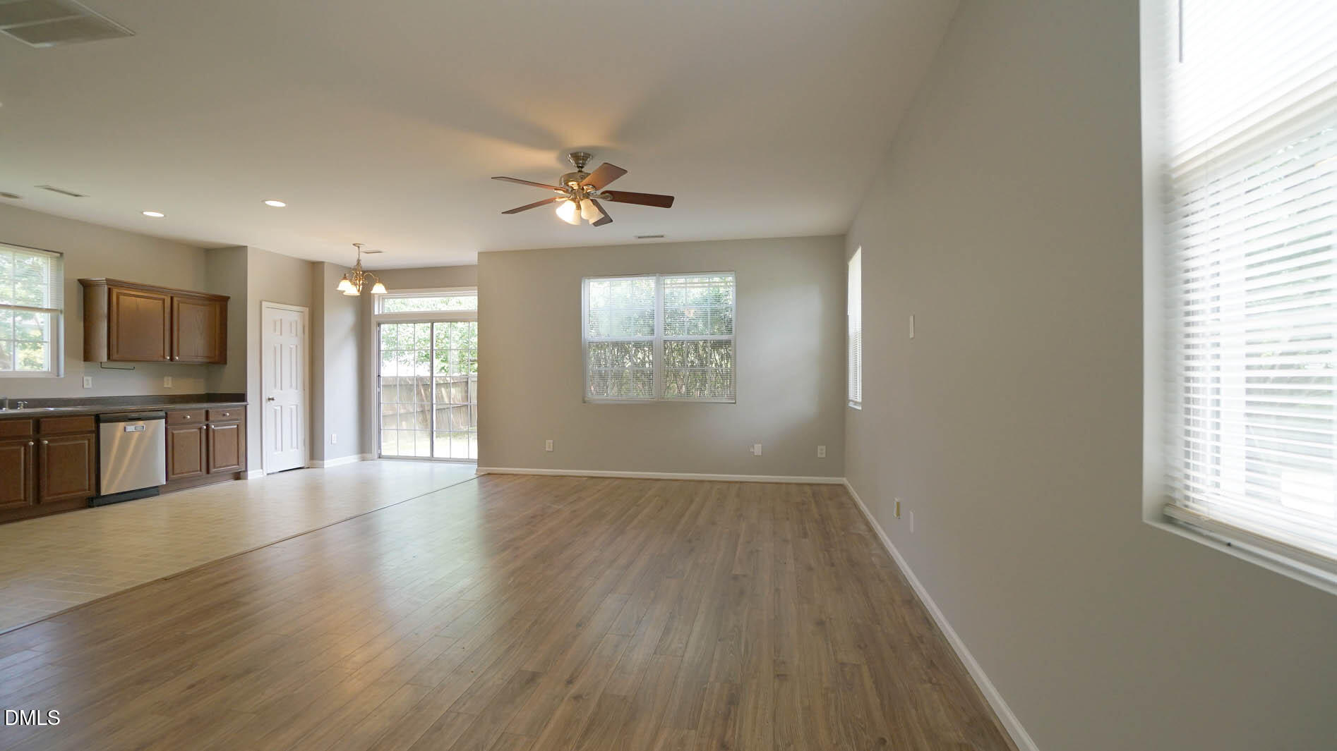 140 Bellfare Drive Property Photo 9