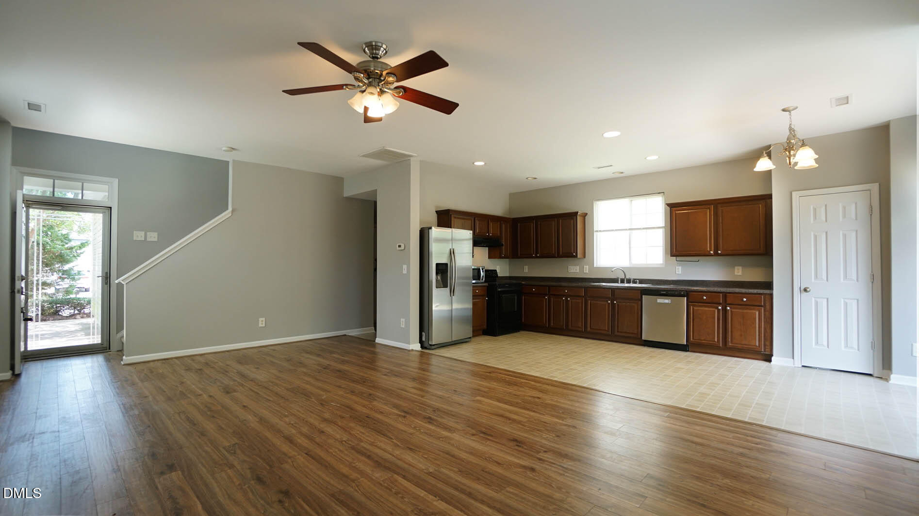 140 Bellfare Drive Property Photo 12