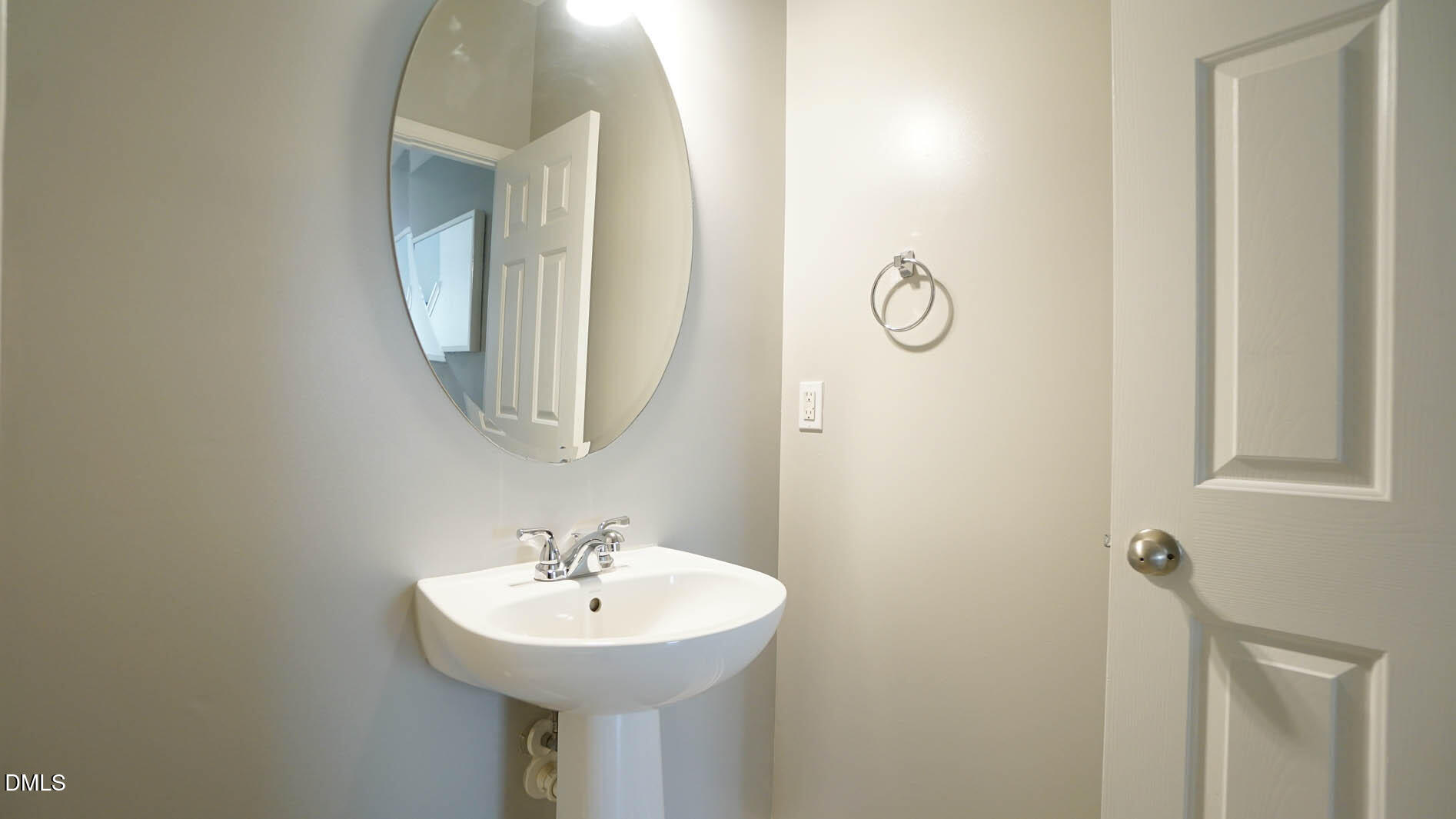 140 Bellfare Drive Property Photo 18