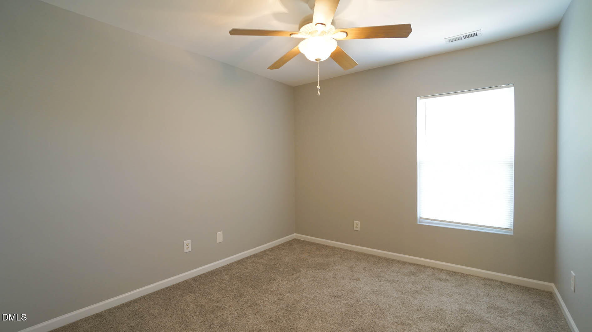 140 Bellfare Drive Property Photo 26