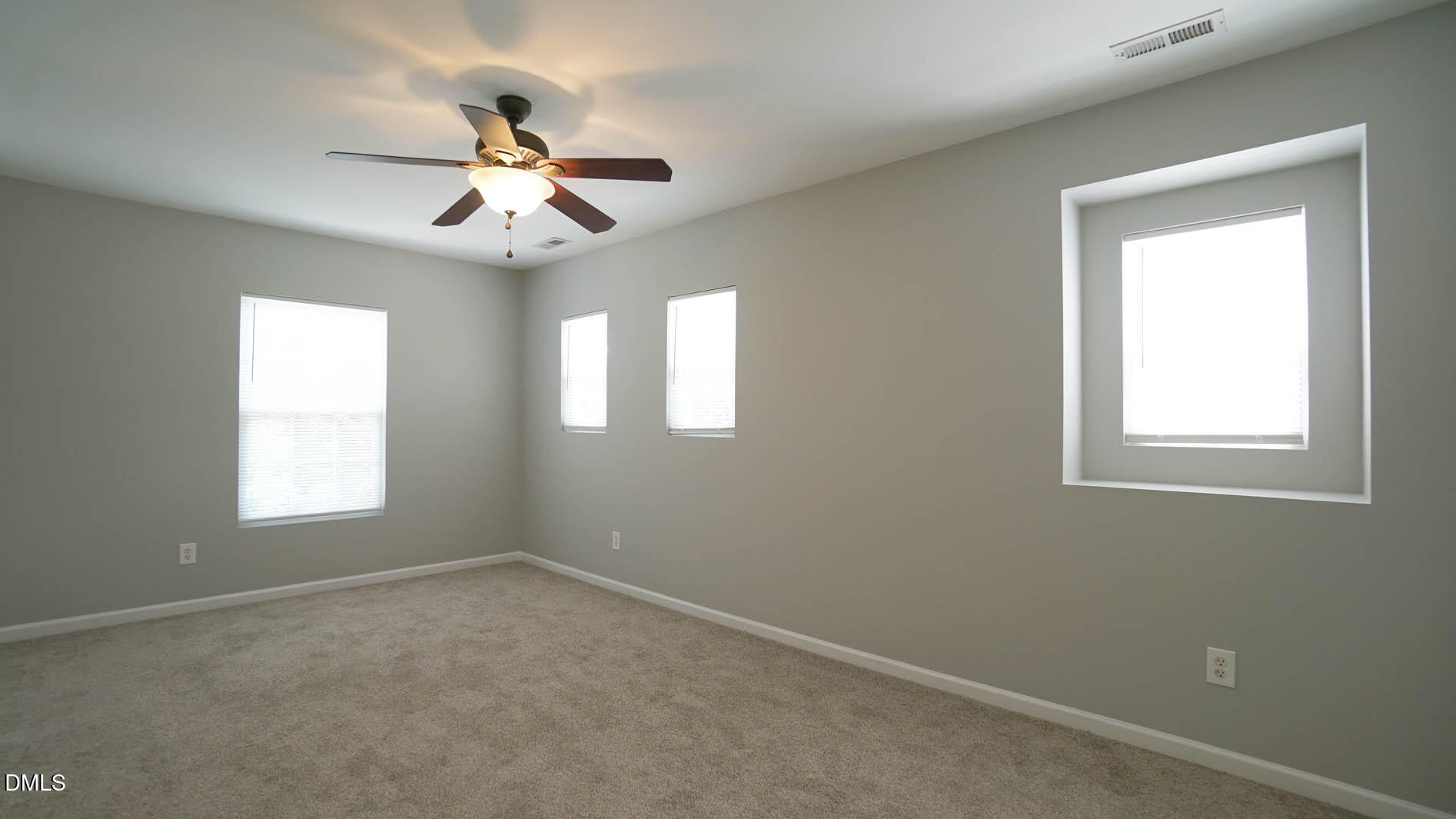 140 Bellfare Drive Property Photo 31