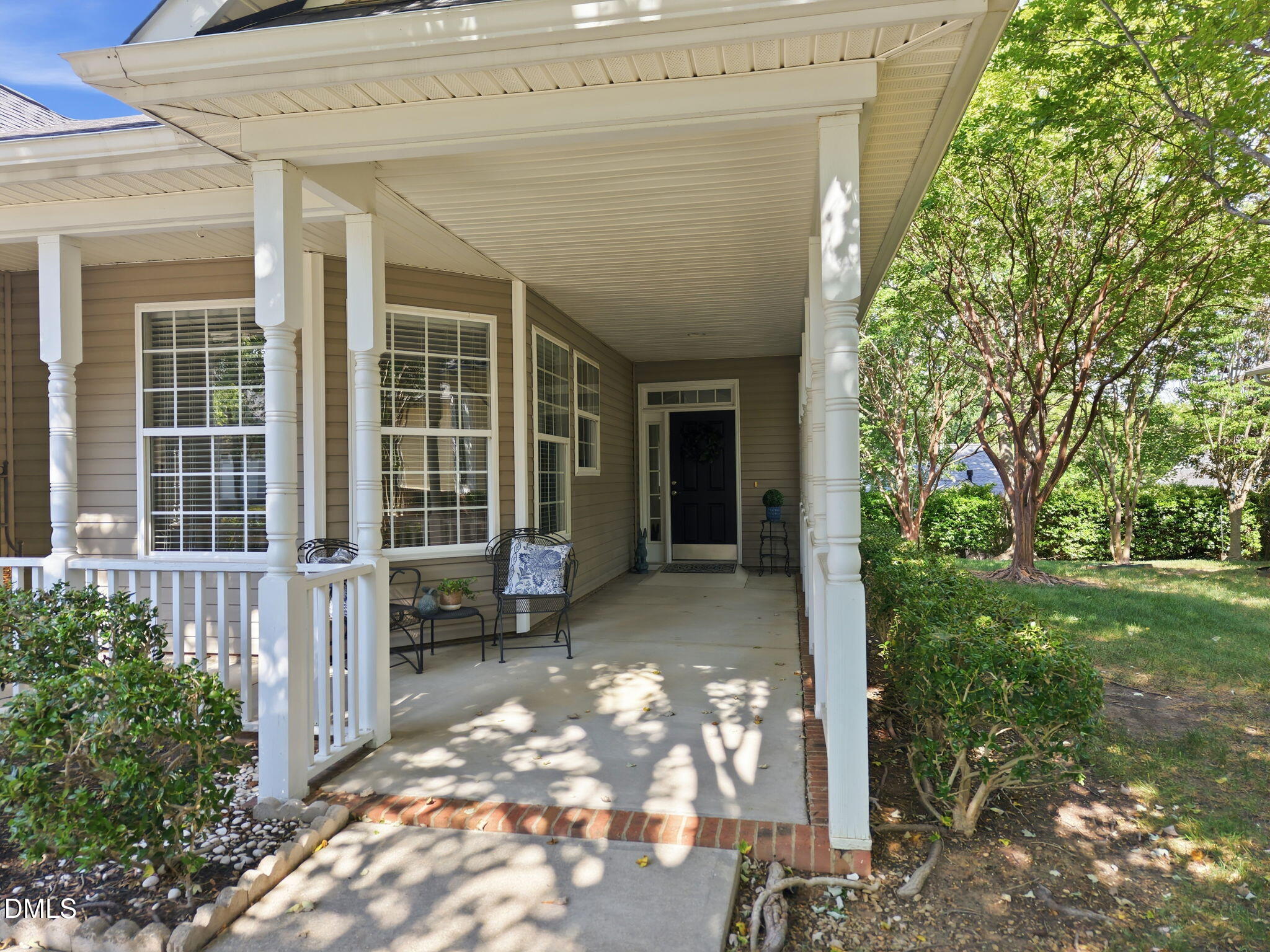 204 Crystal Brook Lane Property Photo 3